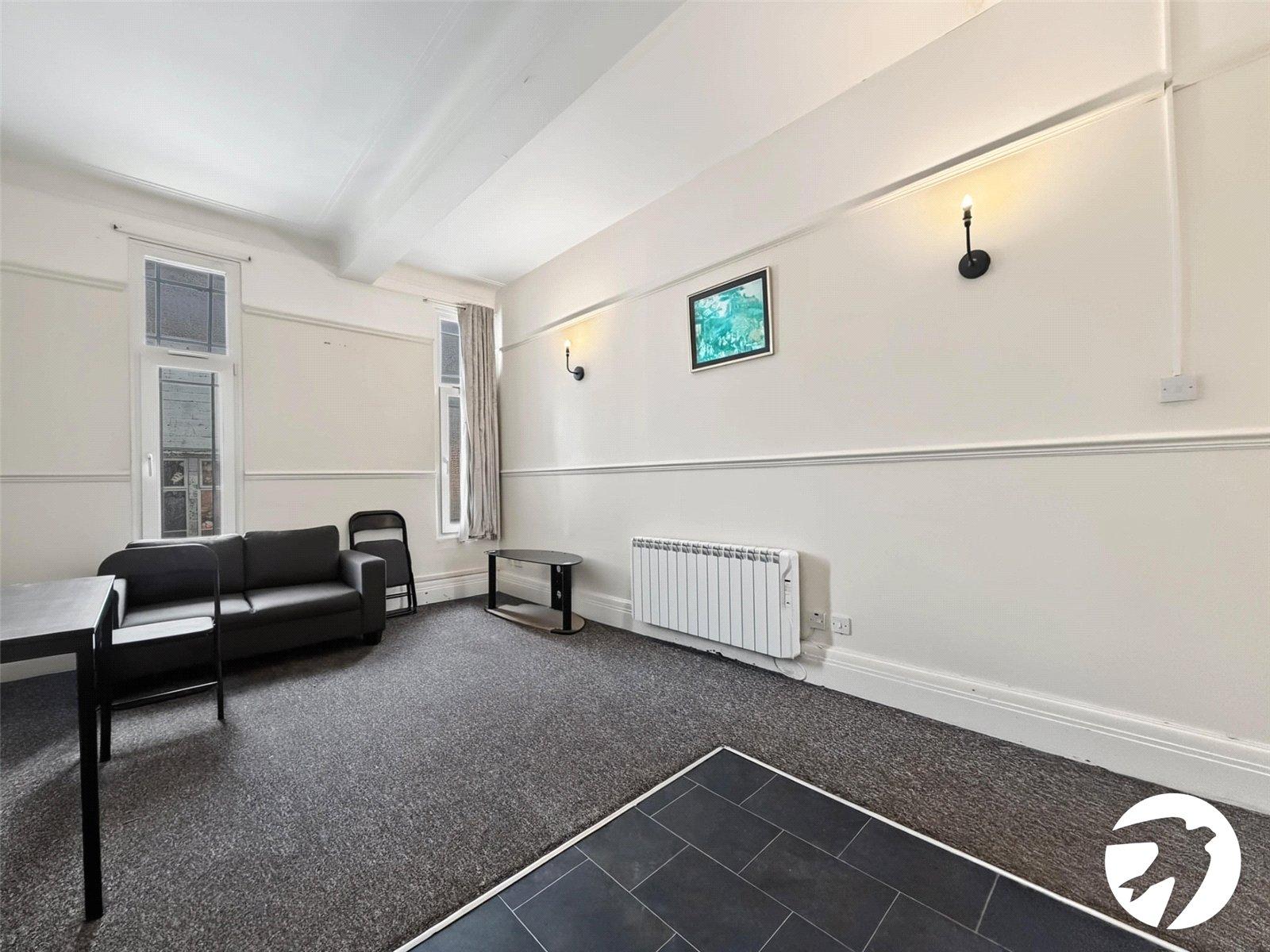 2 bedroom property to rent in Gillingham | Robinson Michael & Jackson