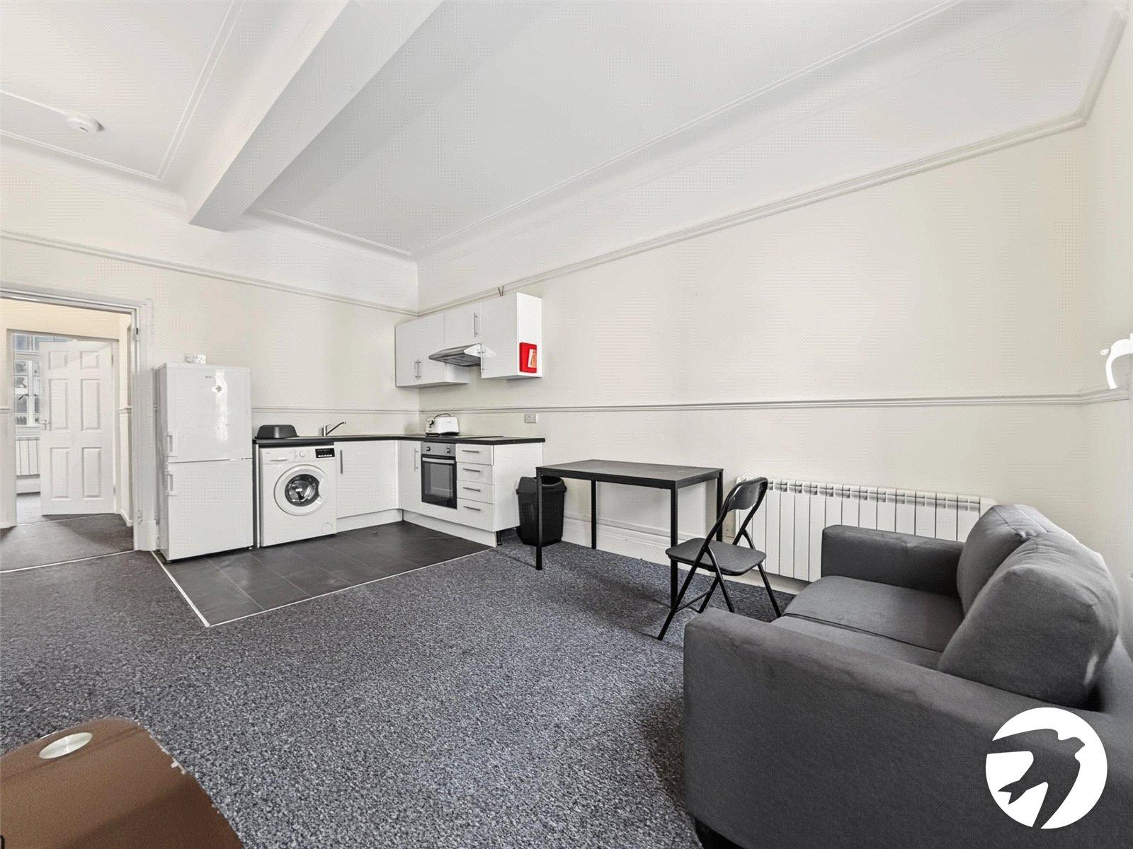 2 bedroom property to rent in Gillingham | Robinson Michael & Jackson