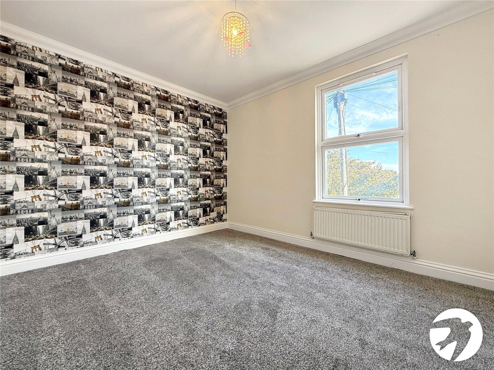 3 bedroom house to rent in Strood | Robinson Michael & Jackson