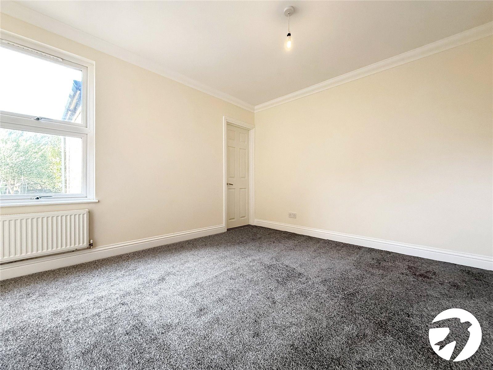 3 bedroom house to rent in Strood | Robinson Michael & Jackson