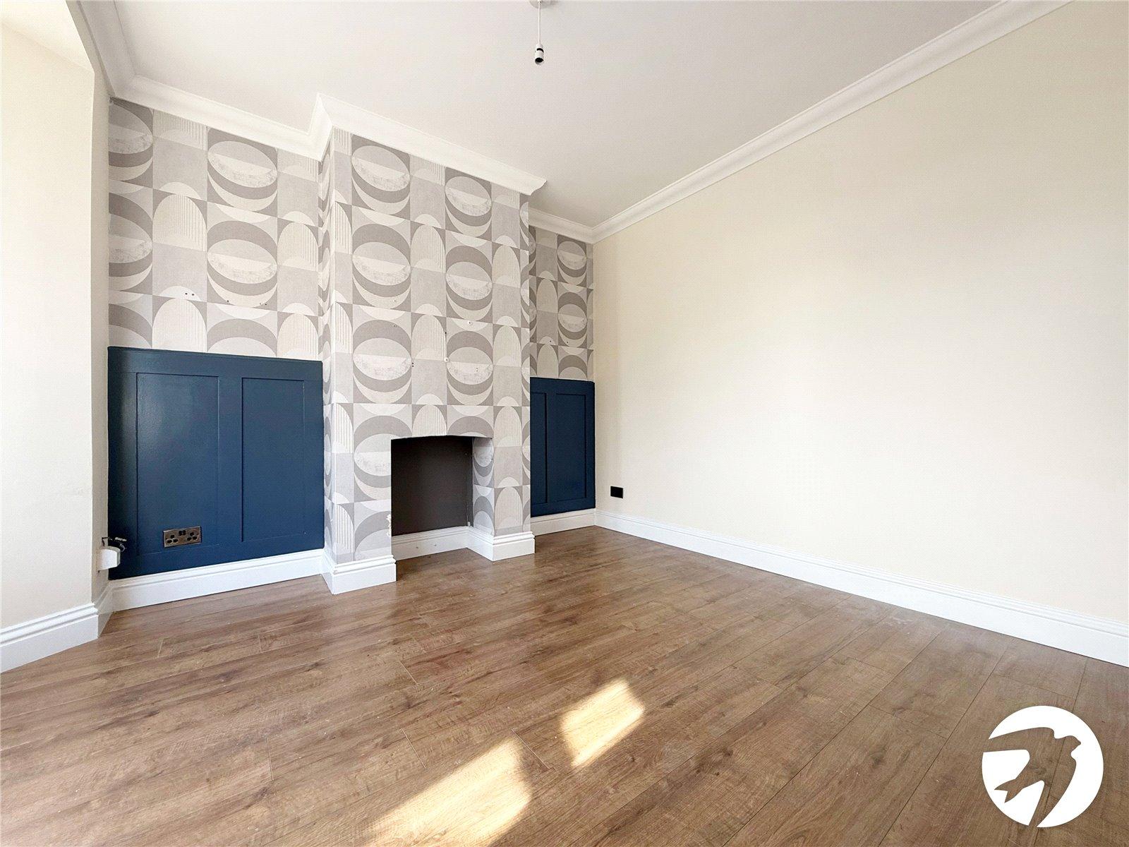 3 bedroom house to rent in Strood | Robinson Michael & Jackson