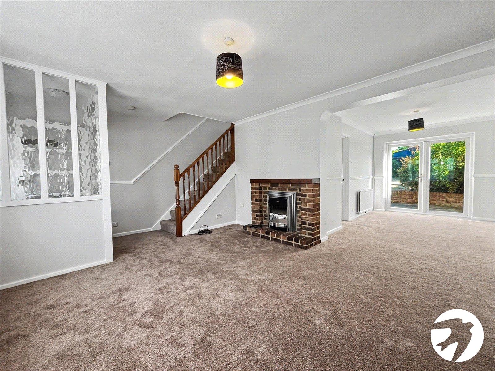 3 bedroom house to rent in Cliffe Woods | Robinson Michael & Jackson