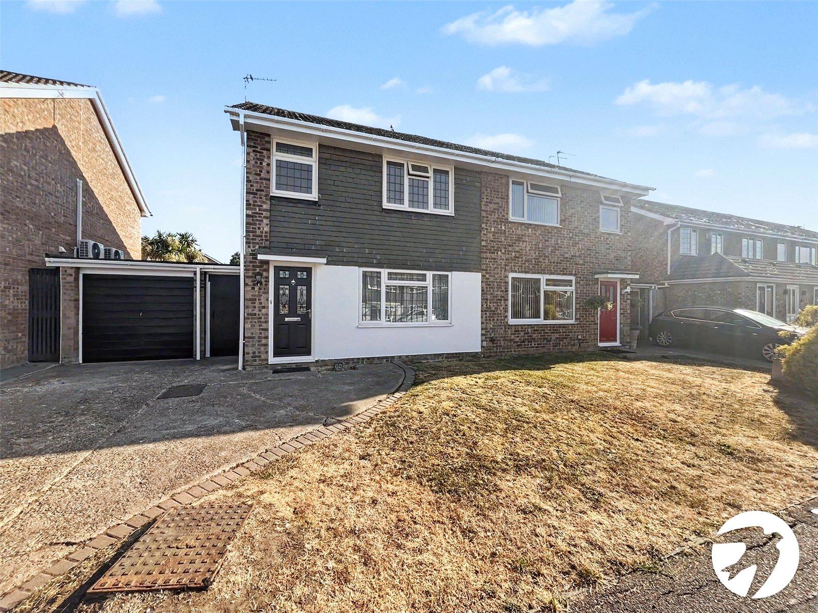 3 bedroom house to rent in Cliffe Woods | Robinson Michael & Jackson