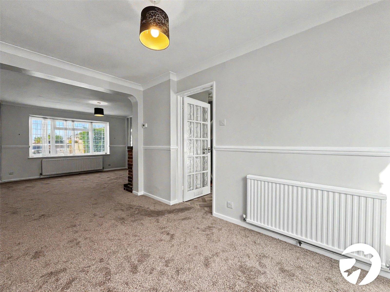 3 bedroom house to rent in Cliffe Woods | Robinson Michael & Jackson