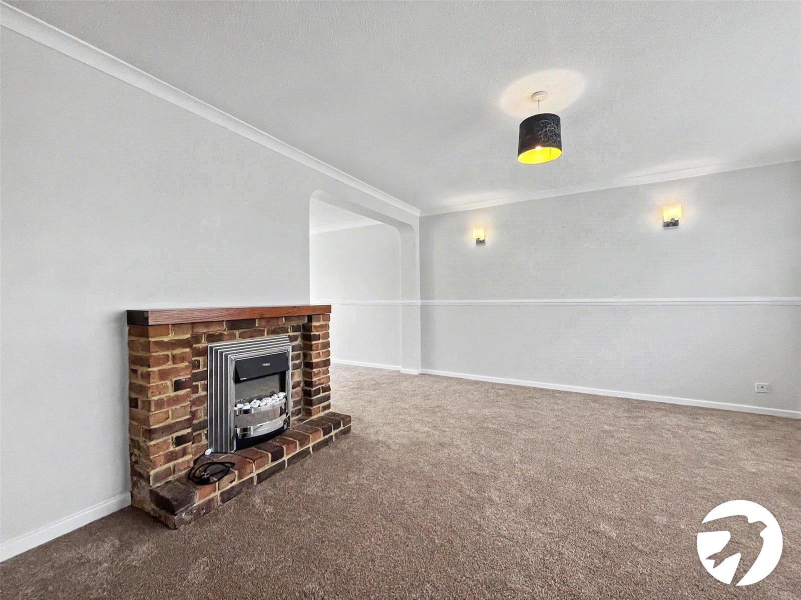 3 bedroom house to rent in Cliffe Woods | Robinson Michael & Jackson