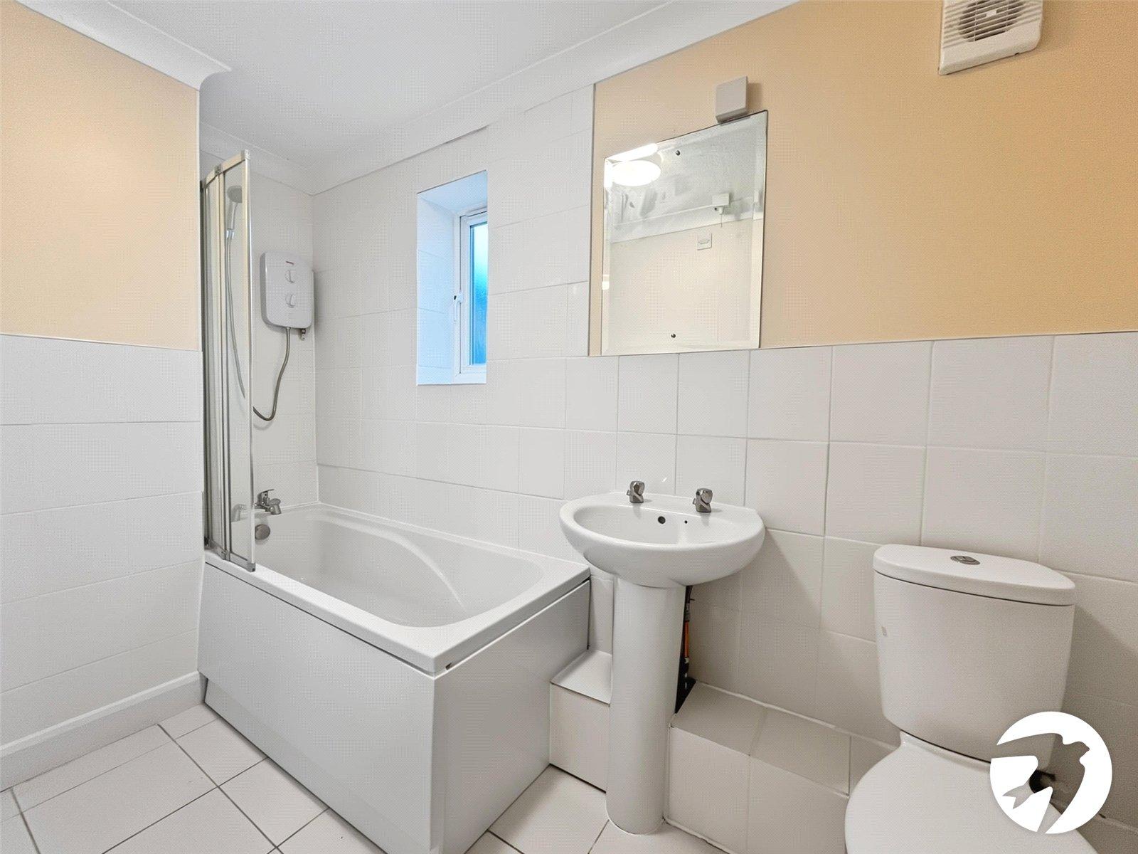 2 bedroom property to rent in Chatham | Robinson Michael & Jackson