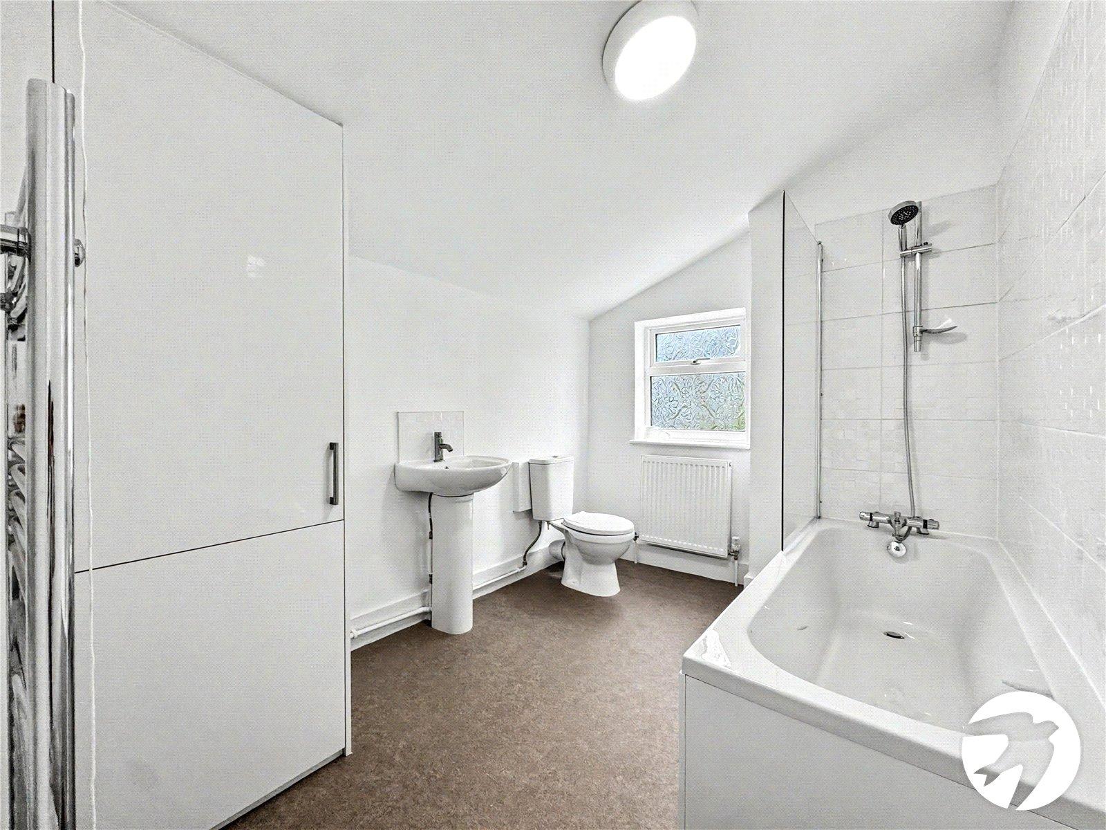 2 bedroom house to rent in Gillingham | Robinson Michael & Jackson