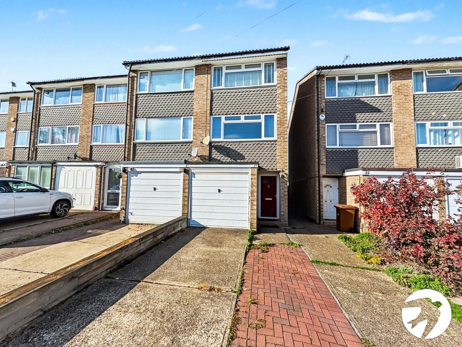3 bedroom property to rent in Gillingham | Robinson Michael & Jackson