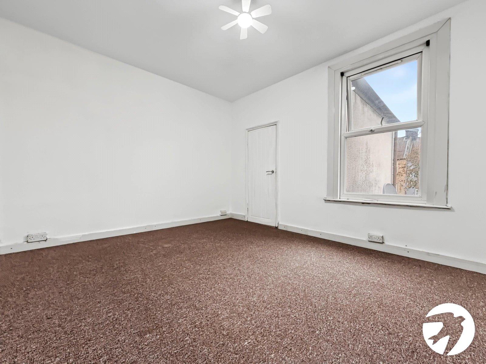 3 bedroom house to rent in Rochester | Robinson Michael & Jackson