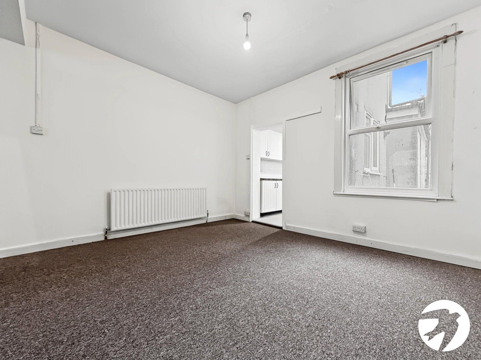 3 bedroom house to rent in Rochester | Robinson Michael & Jackson