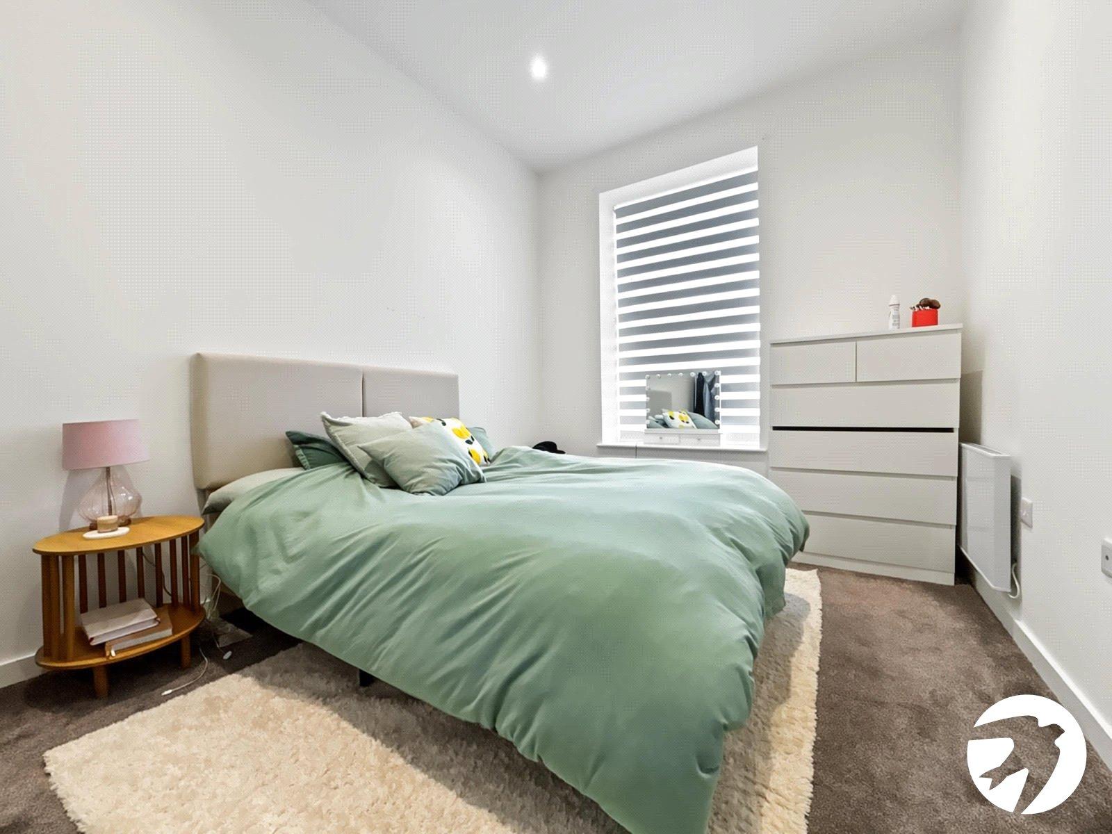 1 bedroom property to rent in Chatham Maritime | Robinson Michael & Jackson