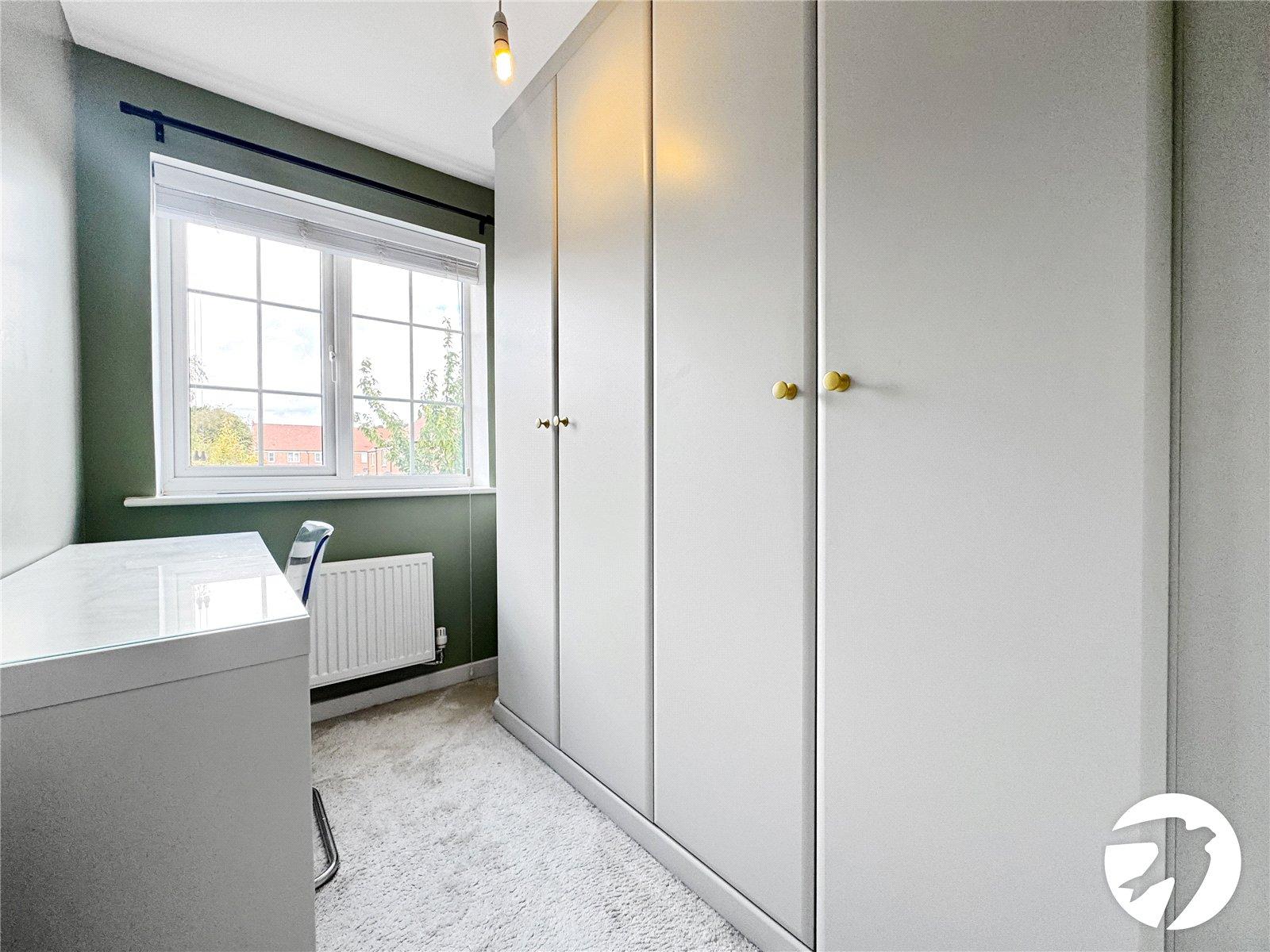 3 bedroom house for sale in Newington | Robinson Michael & Jackson