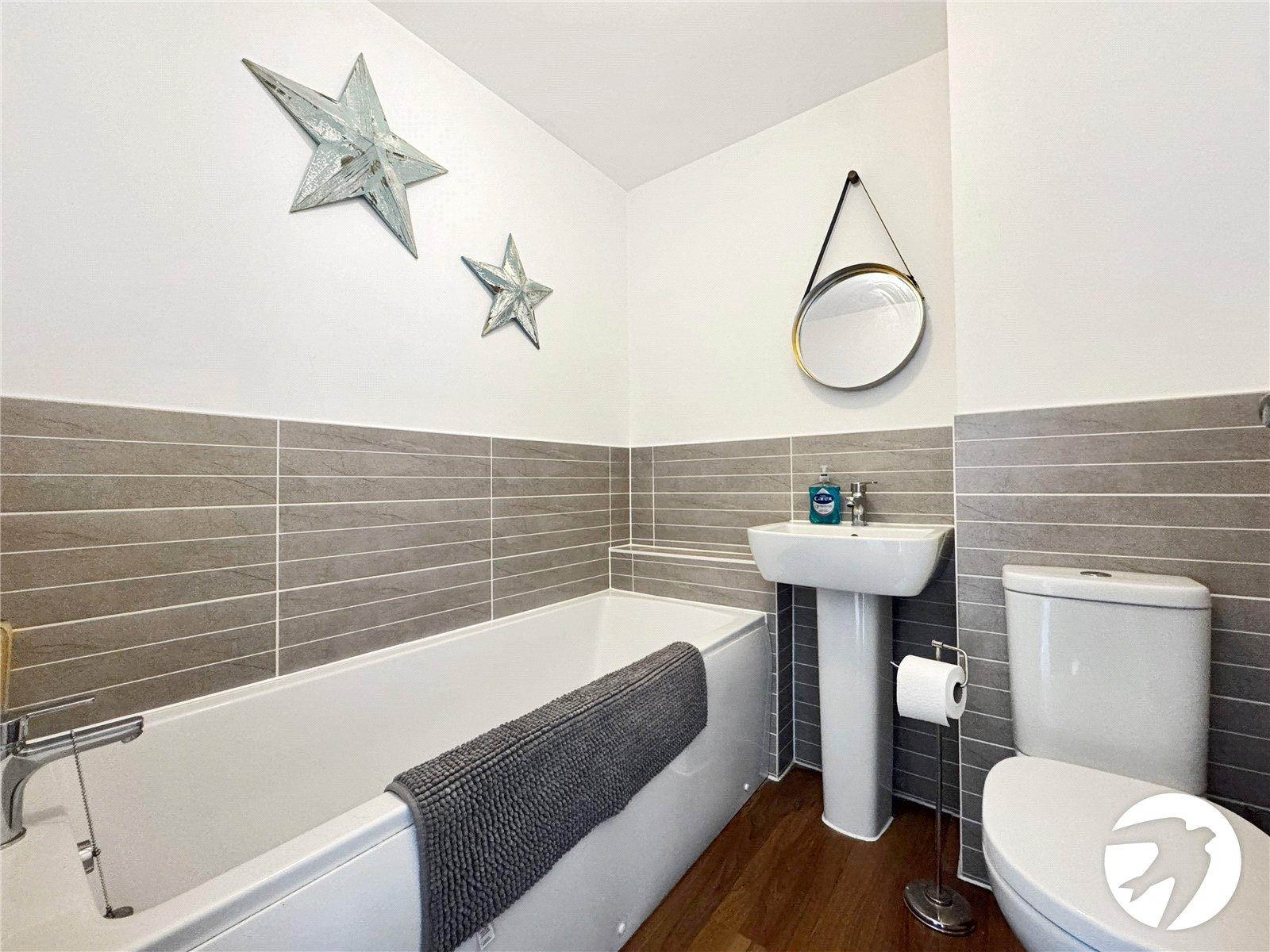 3 bedroom house for sale in Newington | Robinson Michael & Jackson