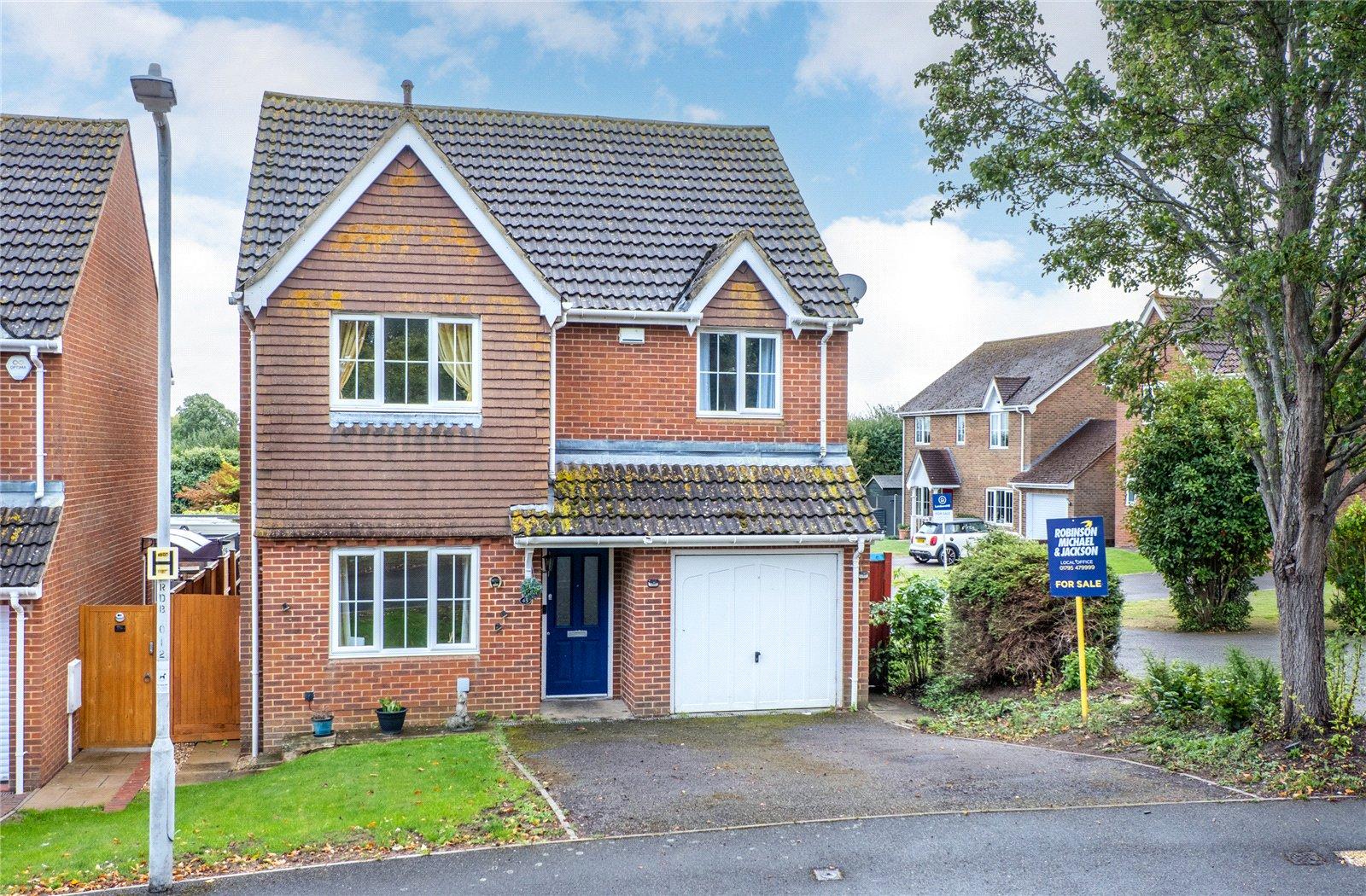 4 bedroom house for sale in Bapchild | Robinson Michael & Jackson