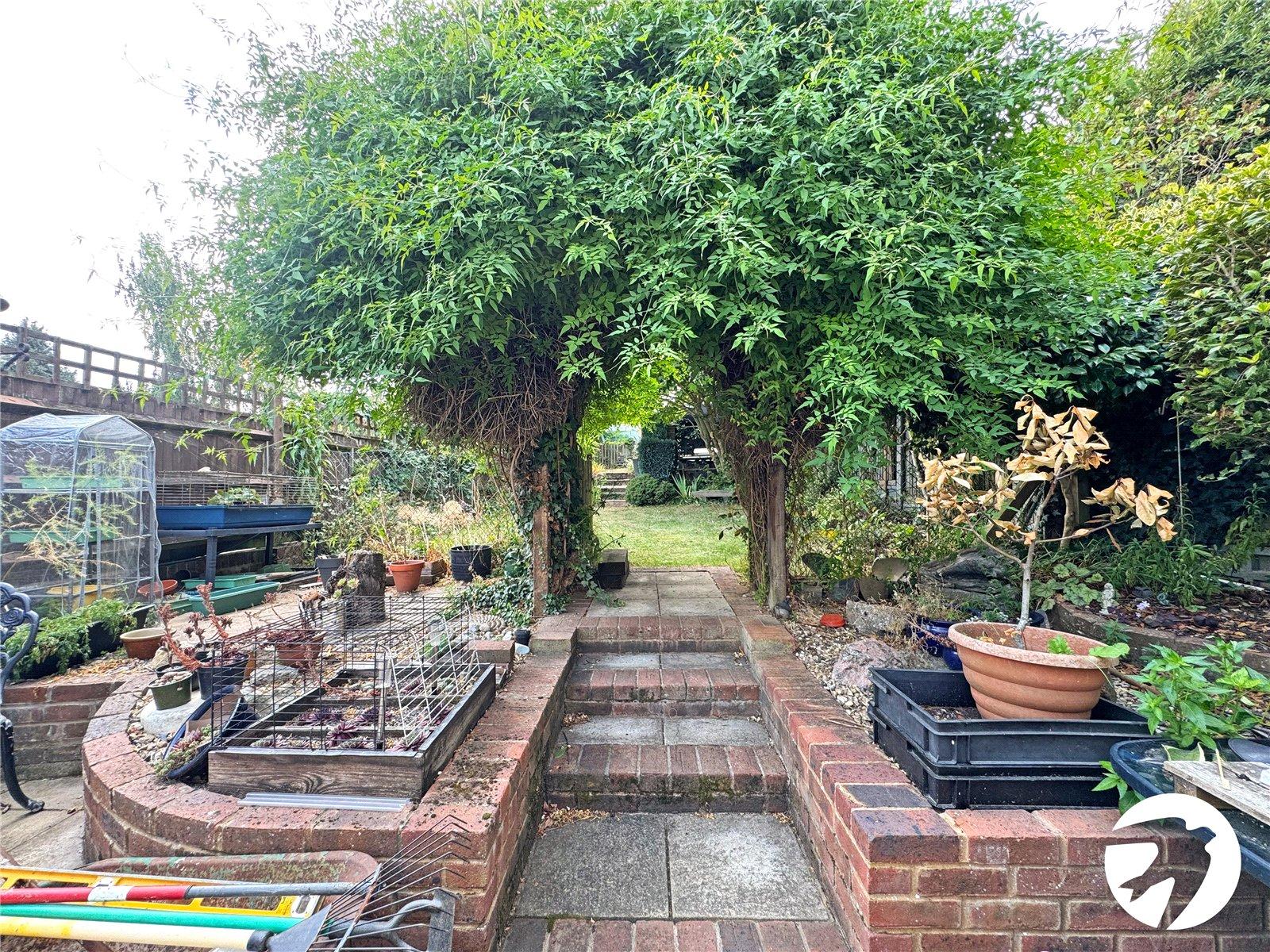 2 bedroom house for sale in Newington | Robinson Michael & Jackson