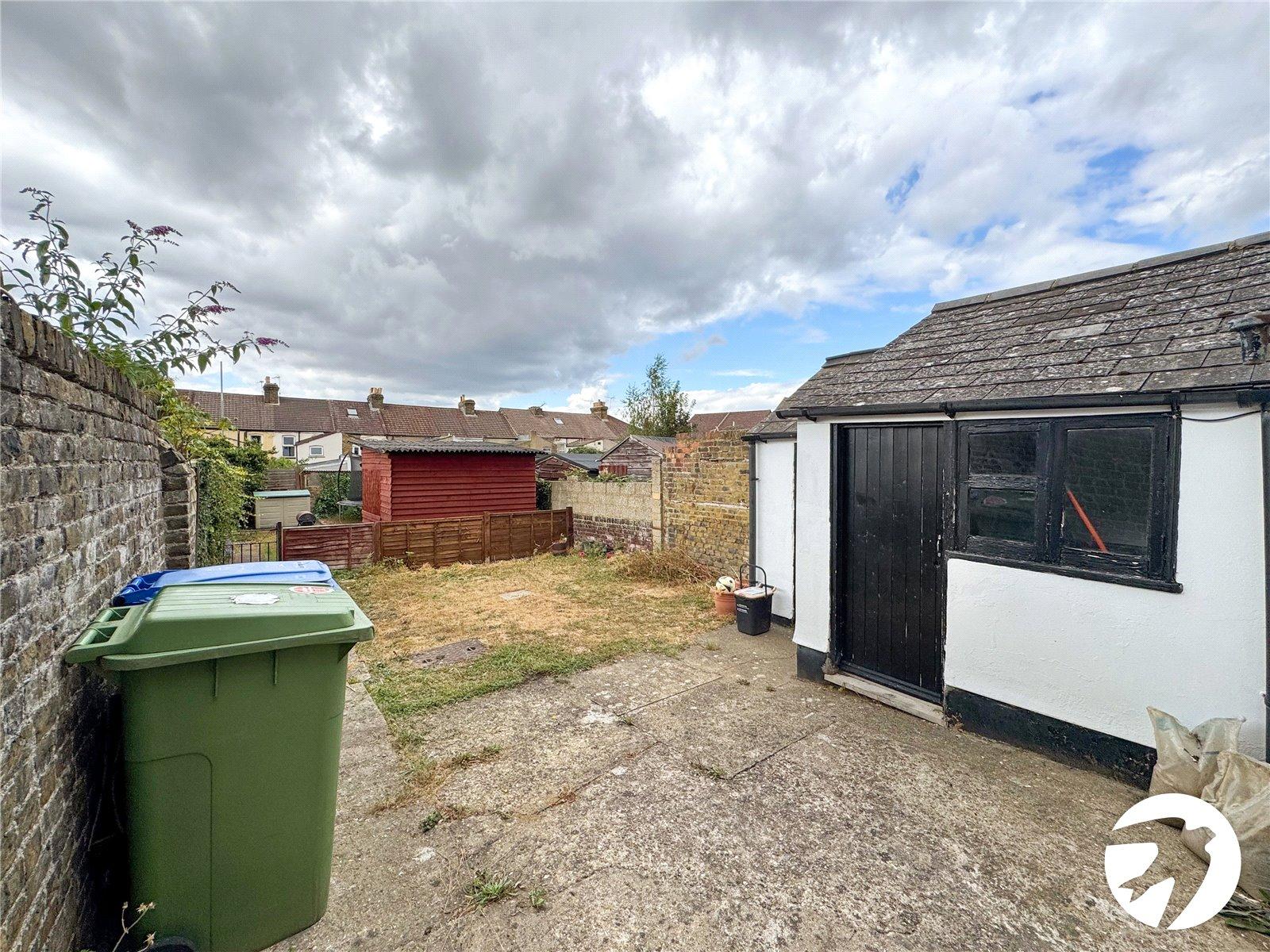 1 bedroom property for sale in Sittingbourne | Robinson Michael & Jackson