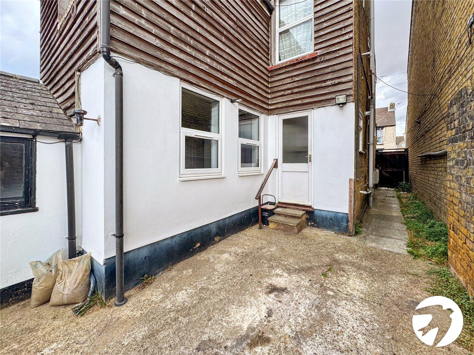1 bedroom property for sale in Sittingbourne | Robinson Michael & Jackson
