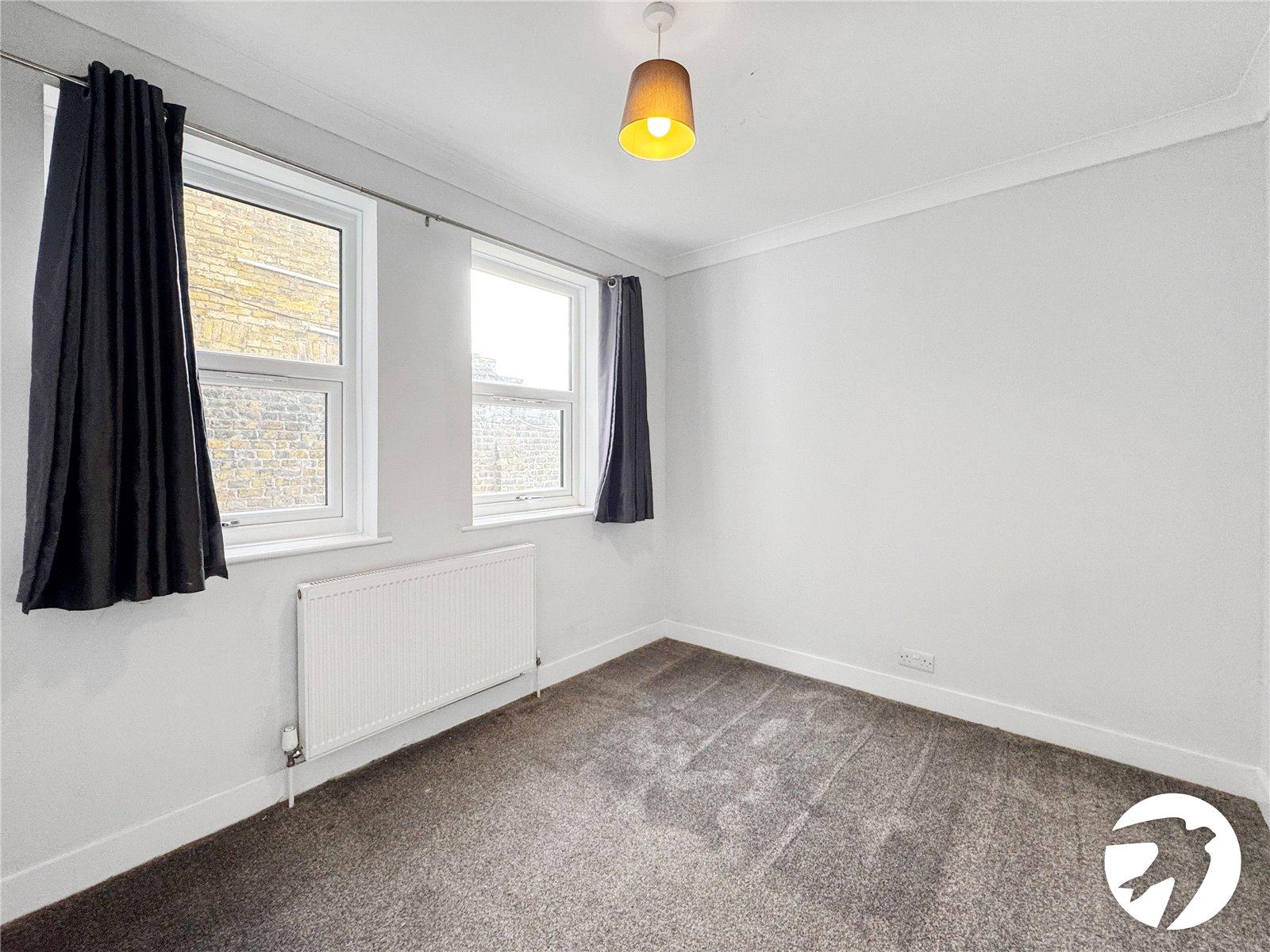 1 bedroom property for sale in Sittingbourne | Robinson Michael & Jackson