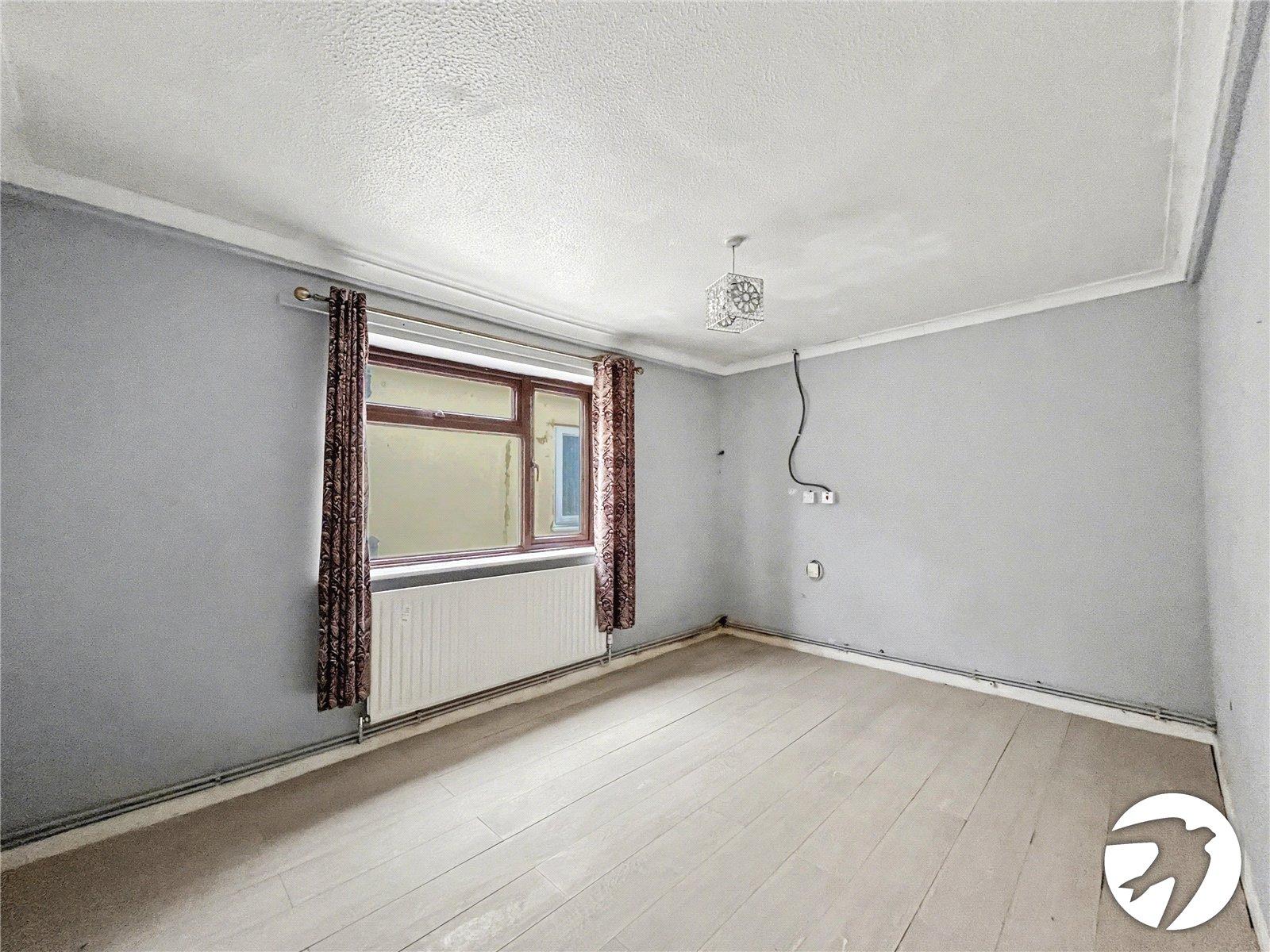 2 bedroom bungalow for sale in Bobbing | Robinson Michael & Jackson