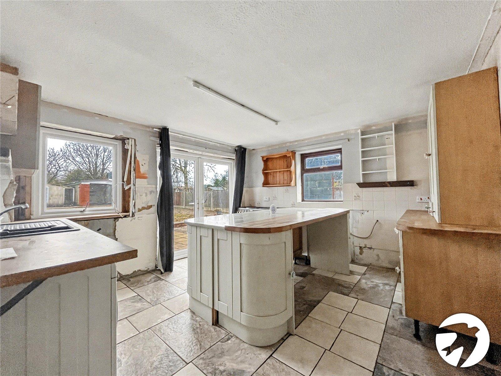 2 bedroom bungalow for sale in Bobbing | Robinson Michael & Jackson
