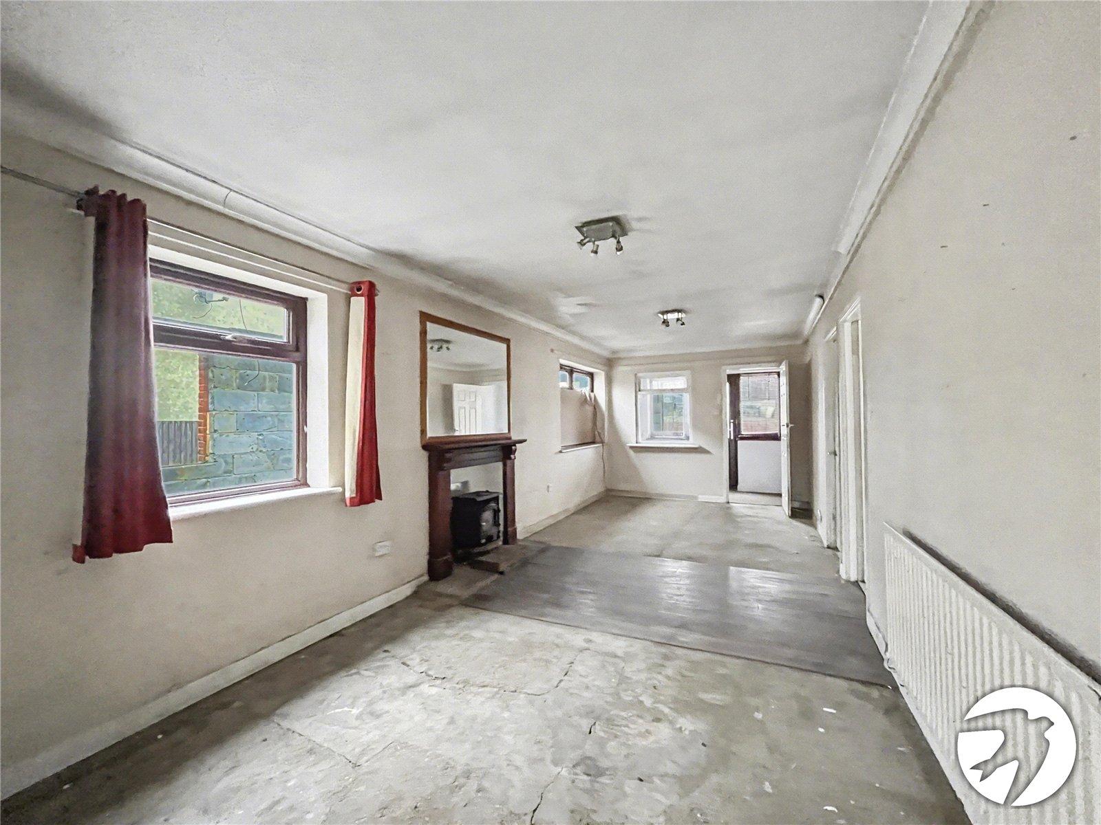 2 bedroom bungalow for sale in Bobbing | Robinson Michael & Jackson