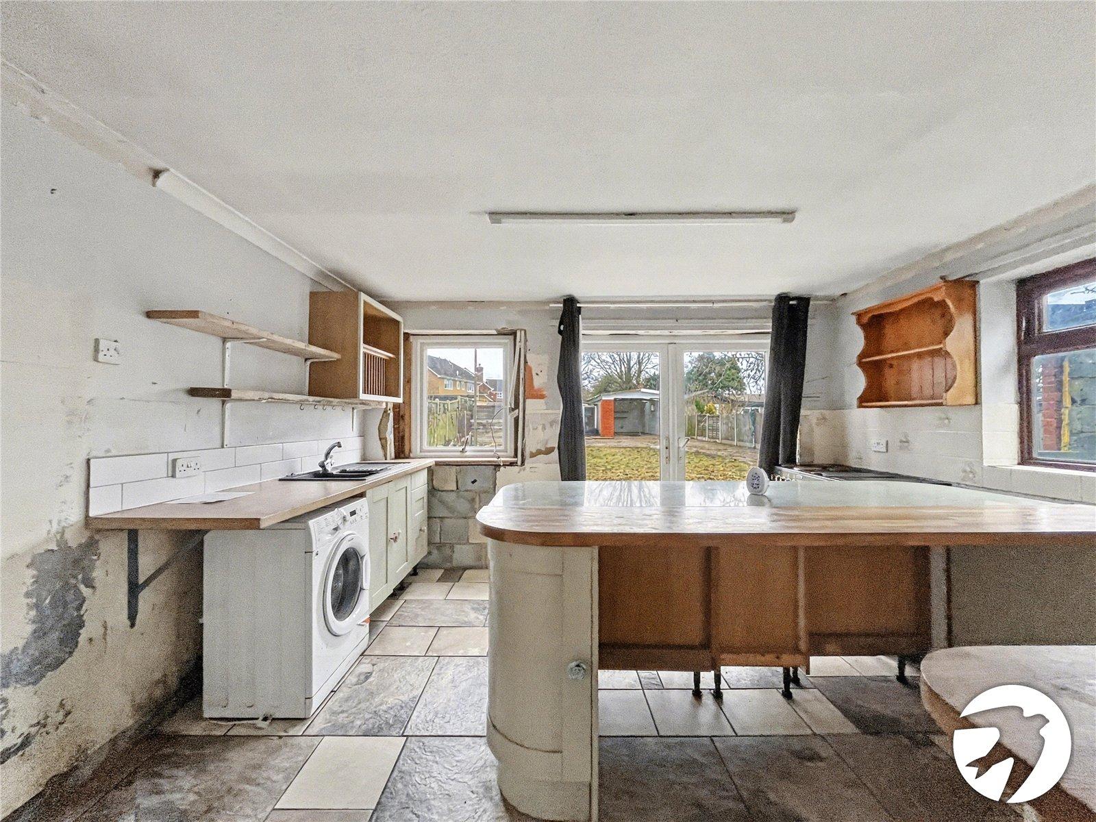 2 bedroom bungalow for sale in Bobbing | Robinson Michael & Jackson