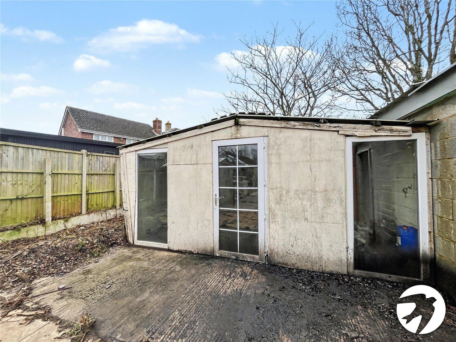 2 bedroom bungalow for sale in Bobbing | Robinson Michael & Jackson