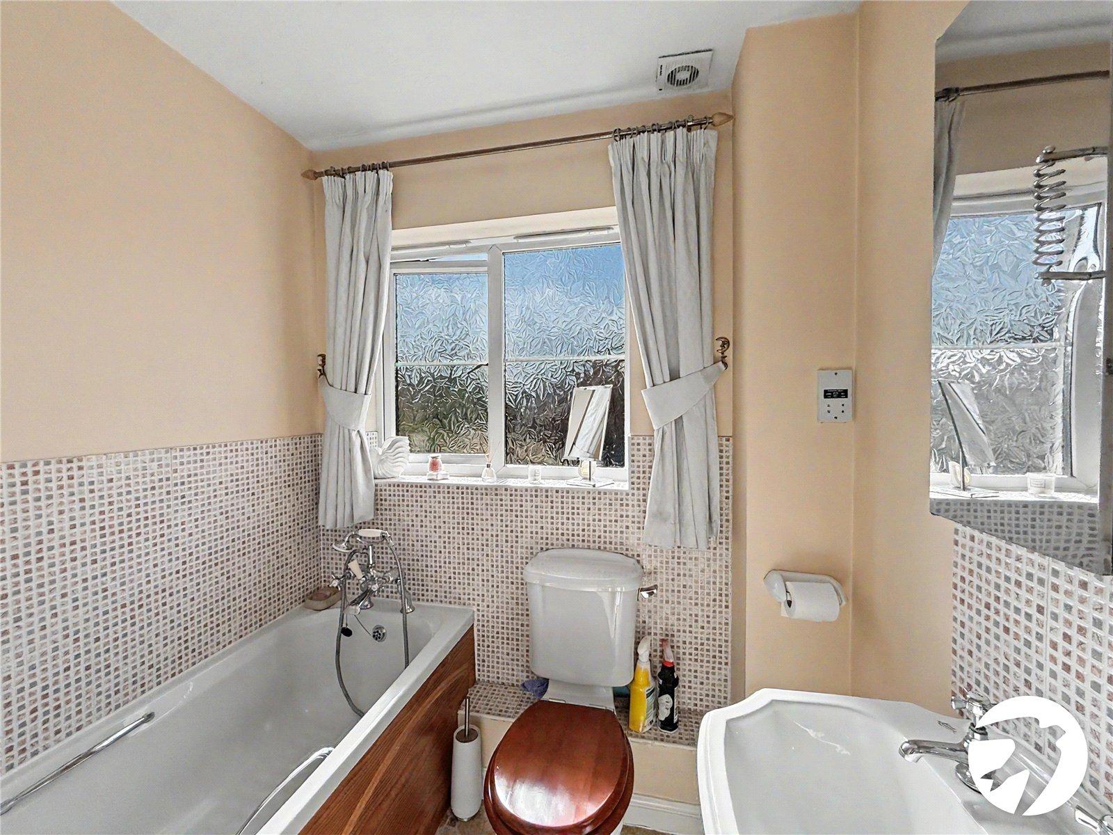 3 bedroom house for sale in Sittingbourne | Robinson Michael & Jackson