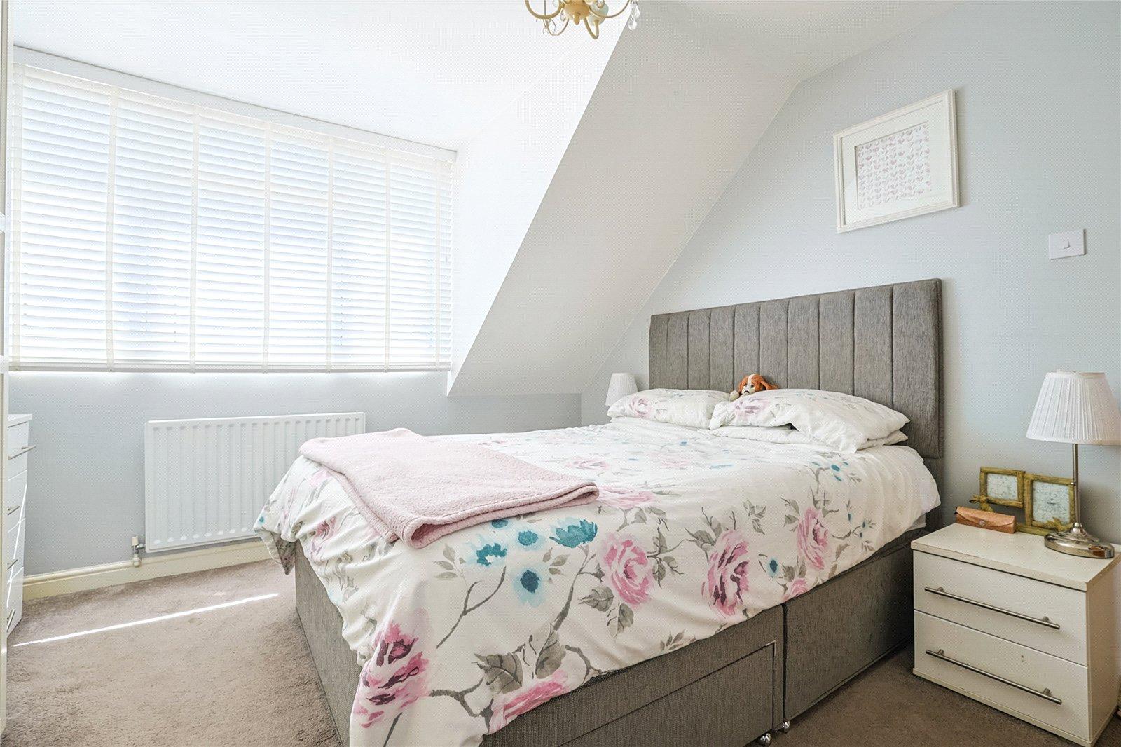 5 bedroom bungalow for sale in Sittingbourne | Robinson Michael & Jackson