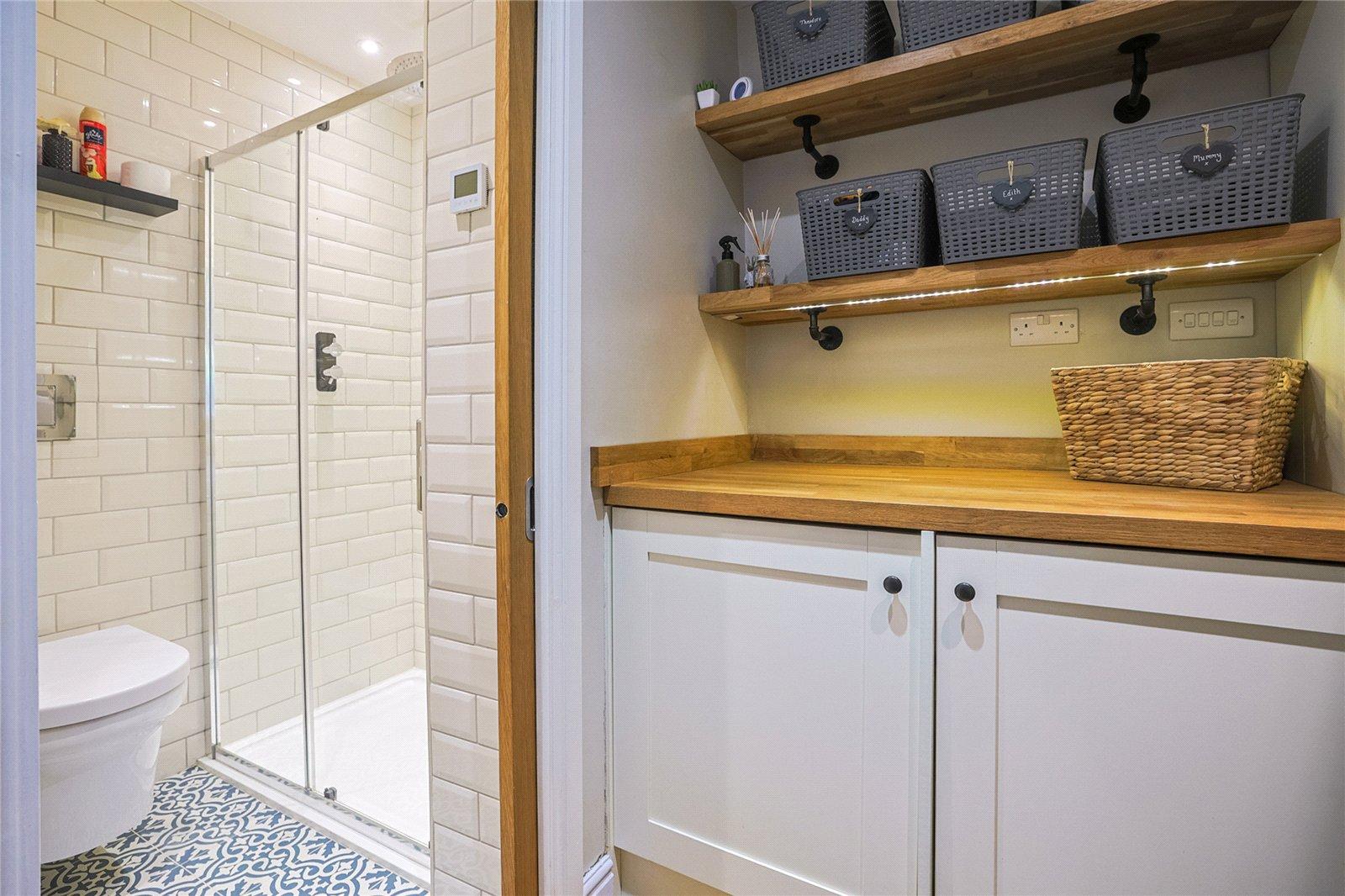 5 bedroom bungalow for sale in Sittingbourne | Robinson Michael & Jackson