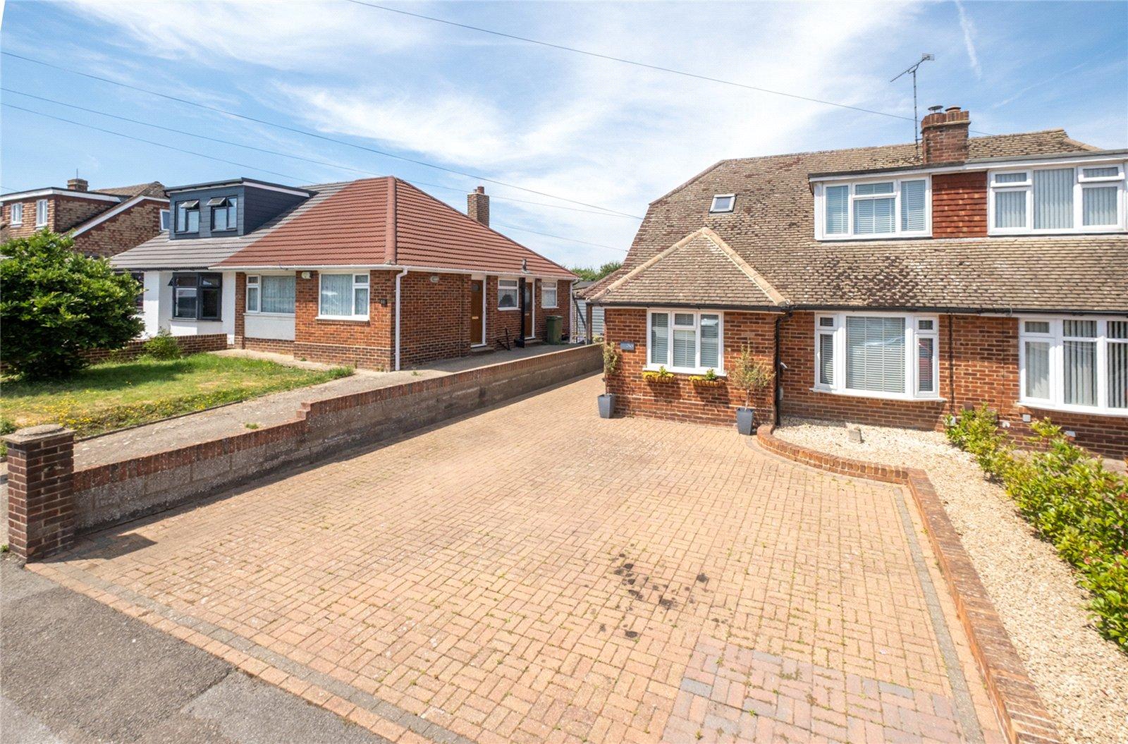 5 bedroom bungalow for sale in Sittingbourne | Robinson Michael & Jackson