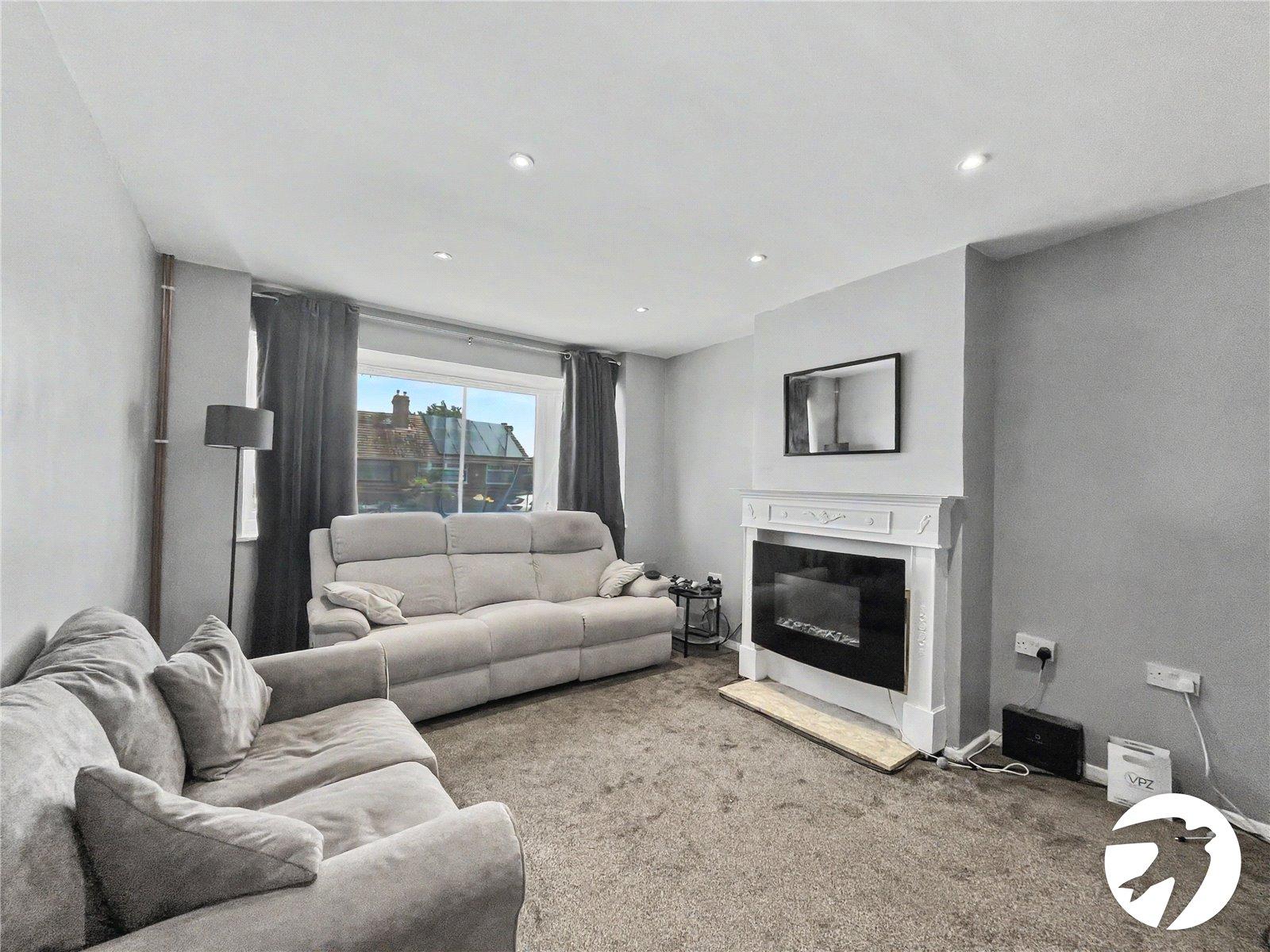 2 bedroom bungalow for sale in Sittingbourne | Robinson Michael & Jackson