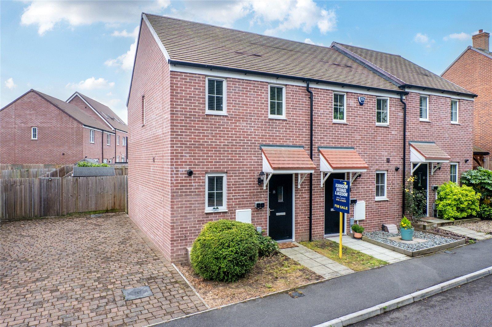 2 bedroom house for sale in Newington | Robinson Michael & Jackson