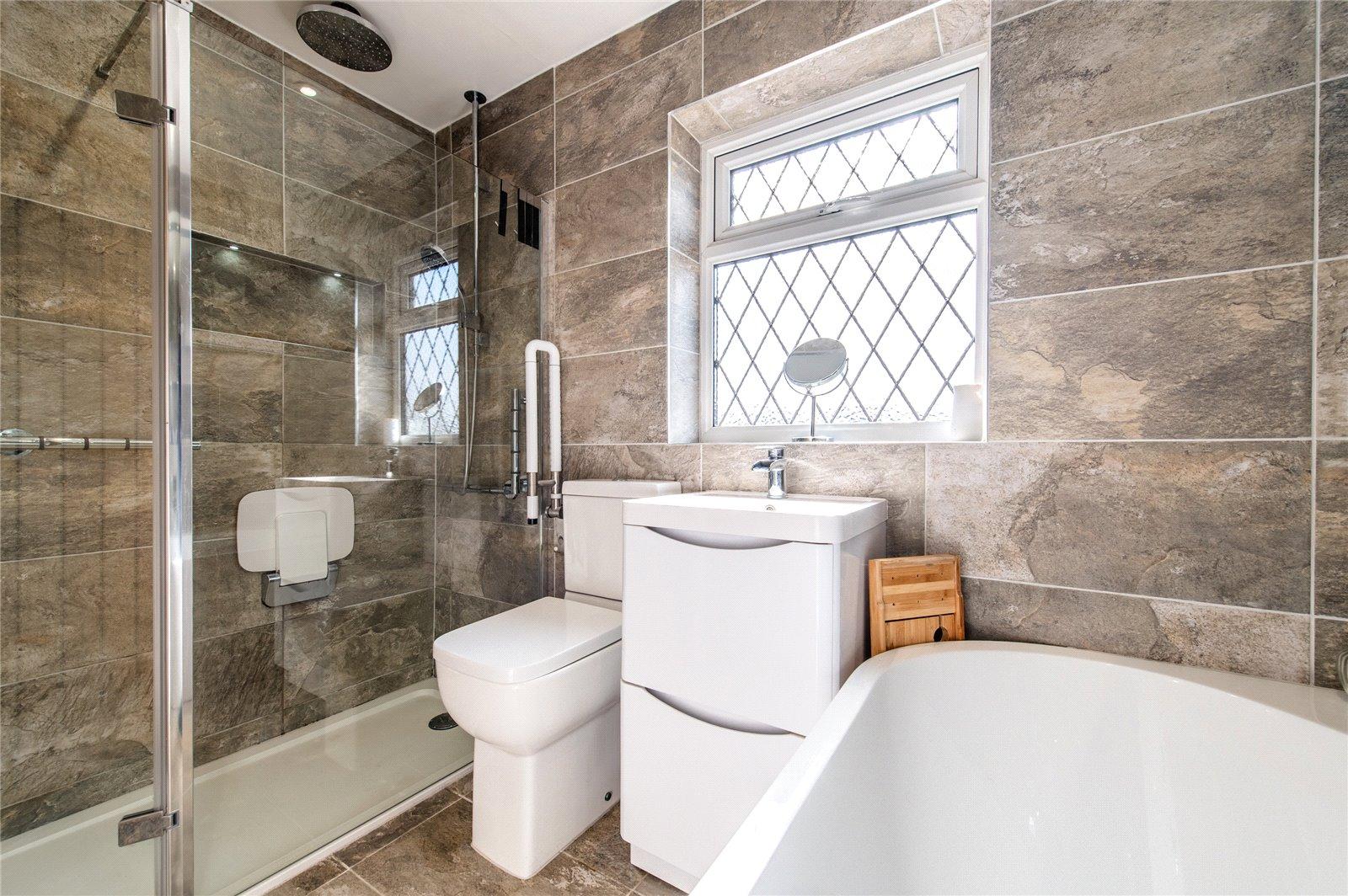 5 bedroom house for sale in Kemsley | Robinson Michael & Jackson