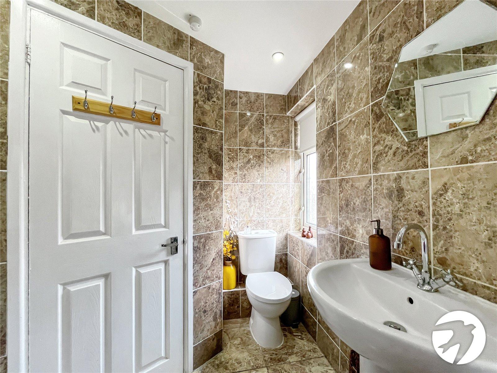 3 bedroom house for sale in Newington | Robinson Michael & Jackson