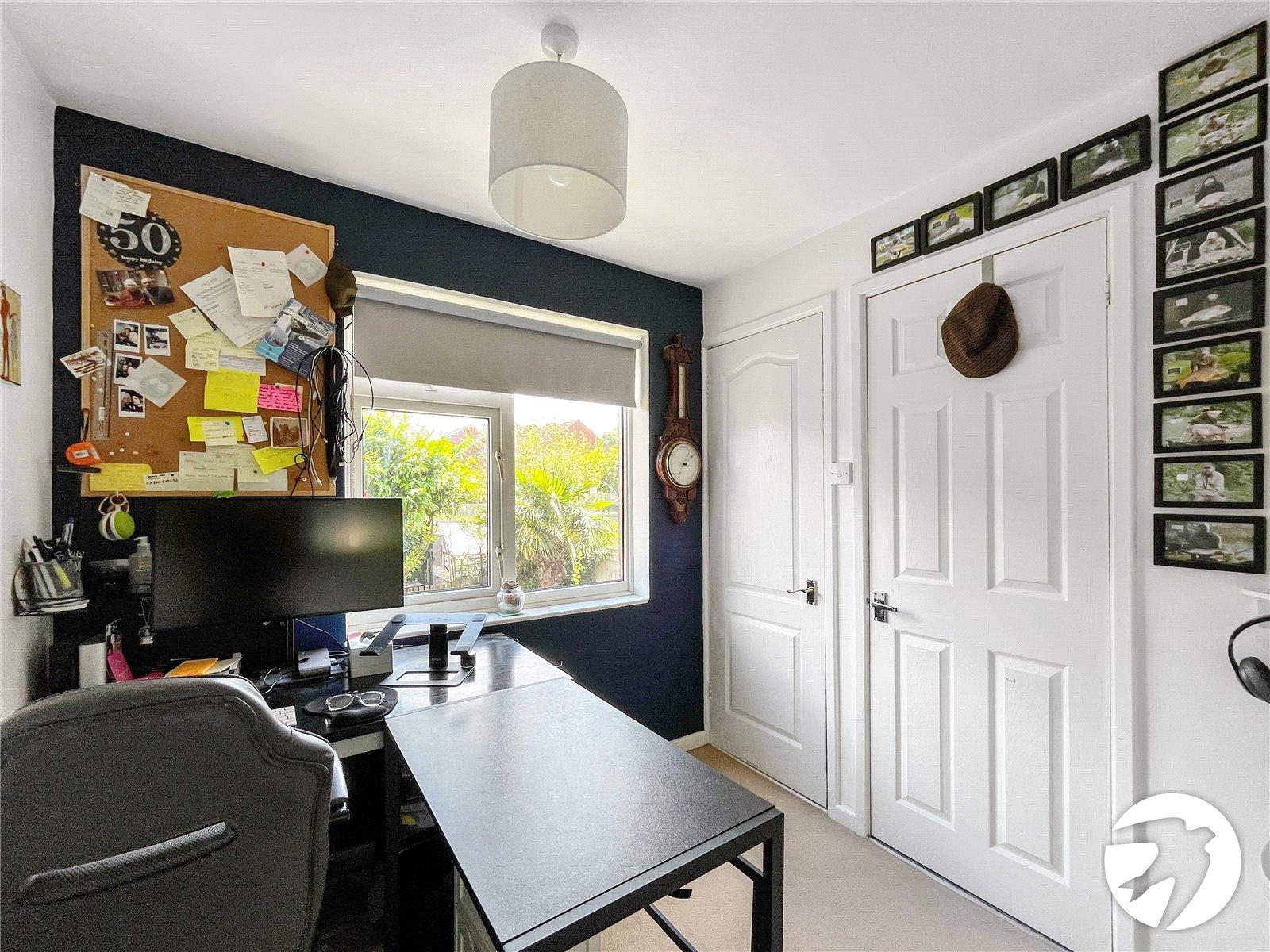 3 bedroom house for sale in Newington | Robinson Michael & Jackson