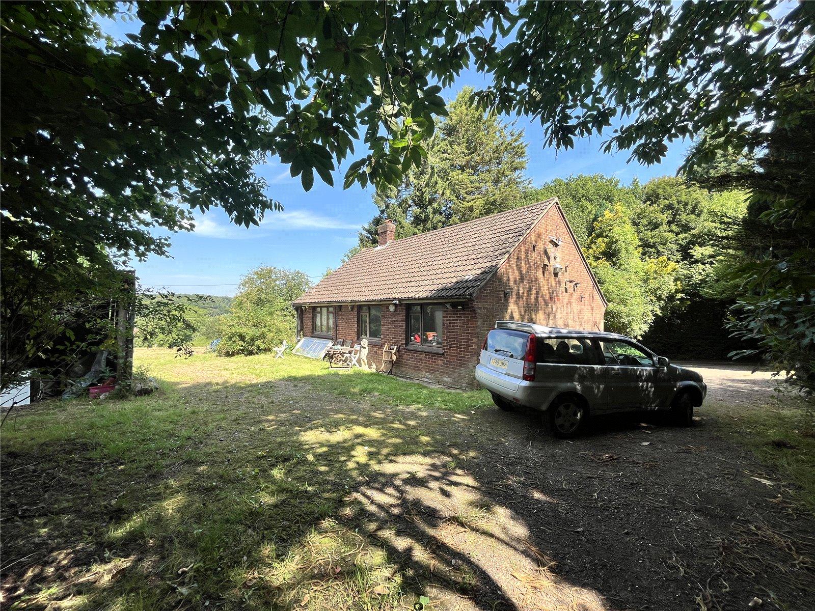 3 bedroom bungalow for sale in Newnham | Robinson Michael & Jackson