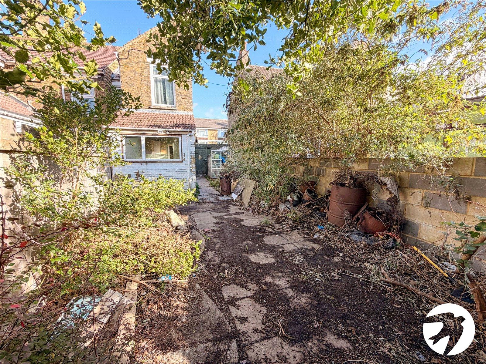 2 bedroom house for sale in Sittingbourne | Robinson Michael & Jackson