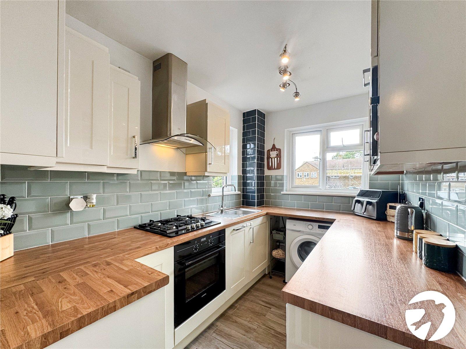 2 bedroom property for sale in Sittingbourne | Robinson Michael & Jackson