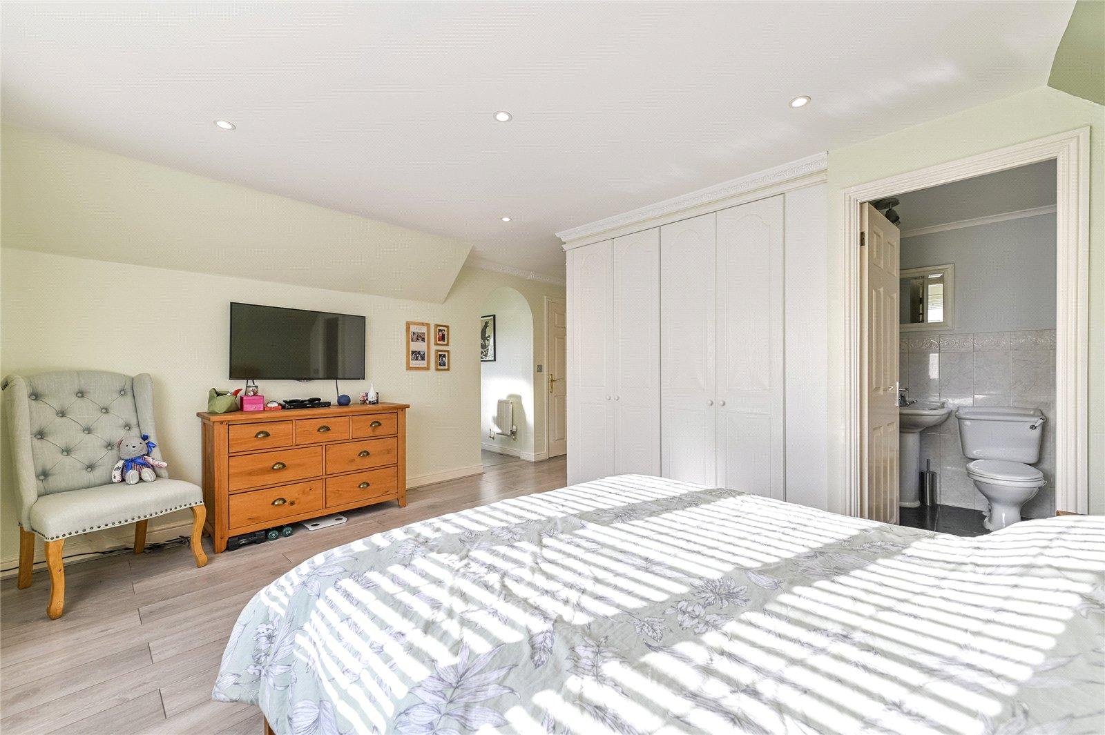 4 bedroom house for sale in Sittingbourne | Robinson Michael & Jackson
