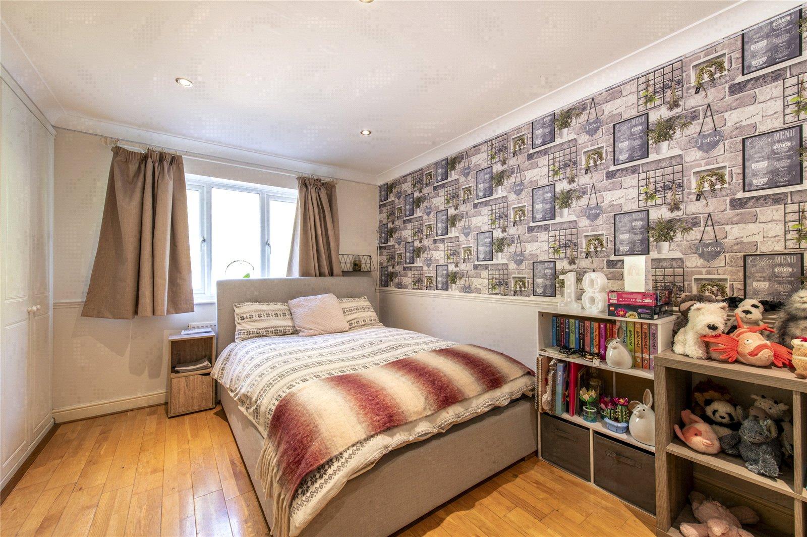 4 bedroom house for sale in Sittingbourne | Robinson Michael & Jackson