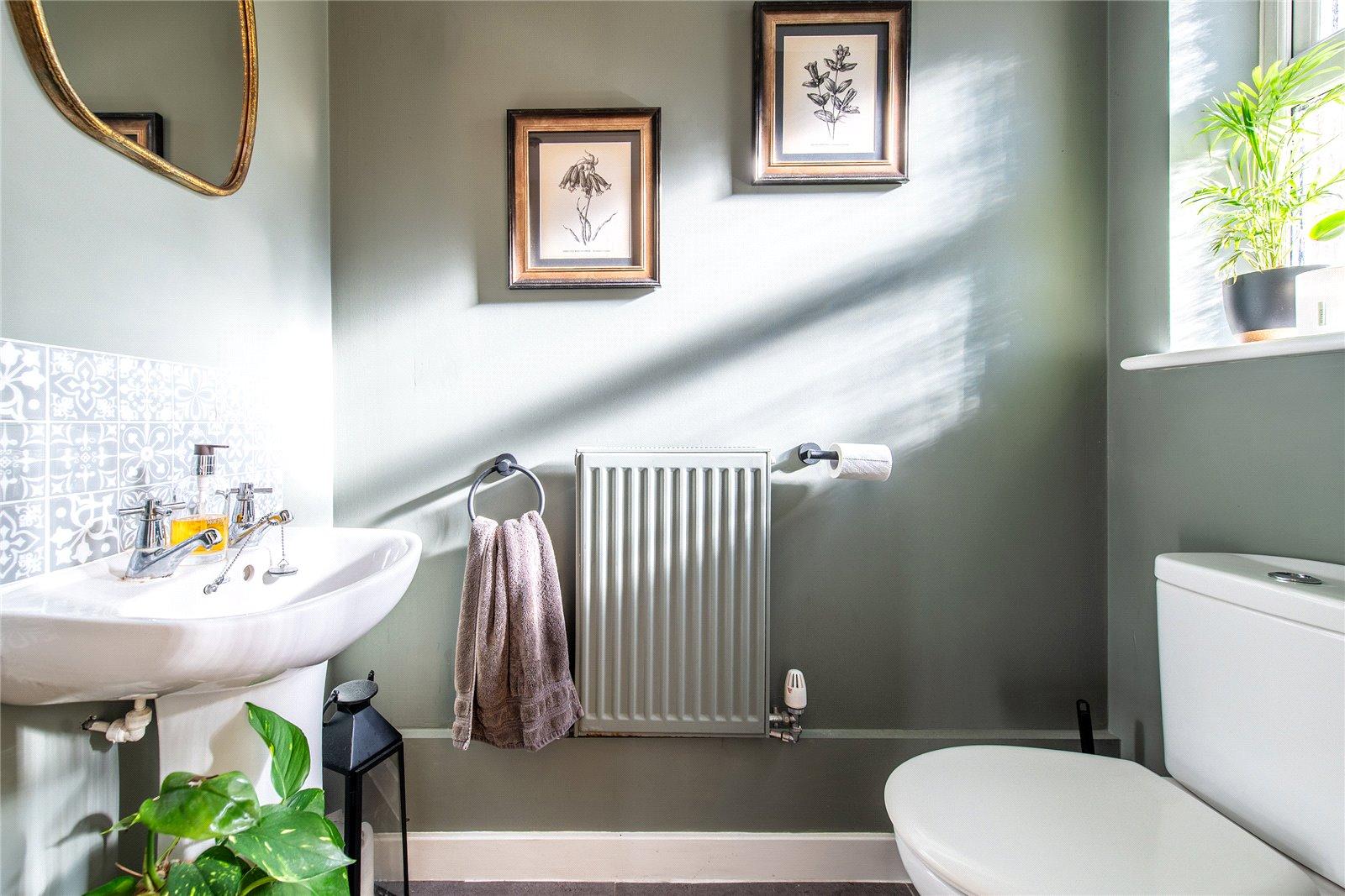 3 bedroom property for sale in Kemsley | Robinson Michael & Jackson
