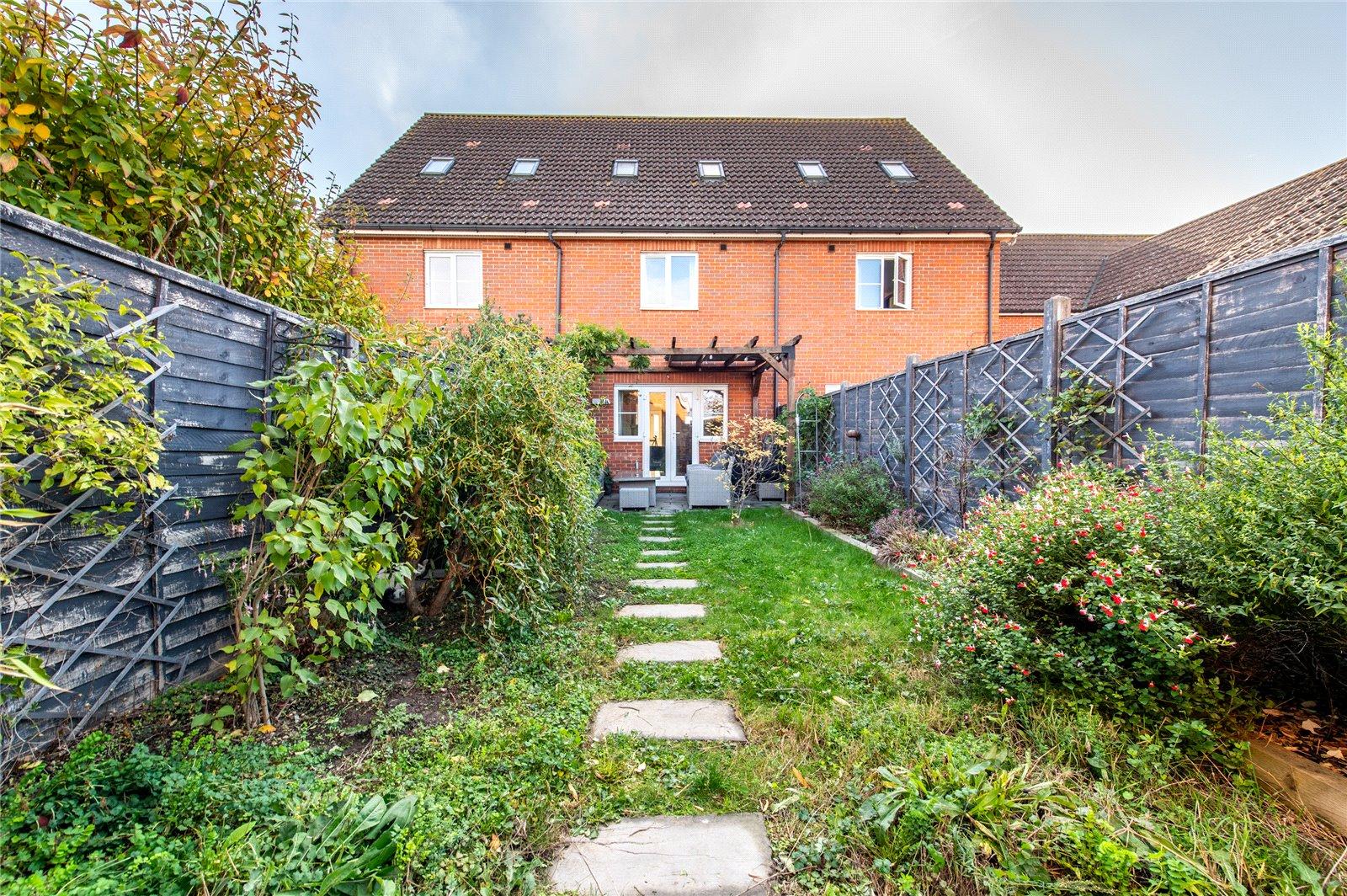 3 bedroom property for sale in Kemsley | Robinson Michael & Jackson