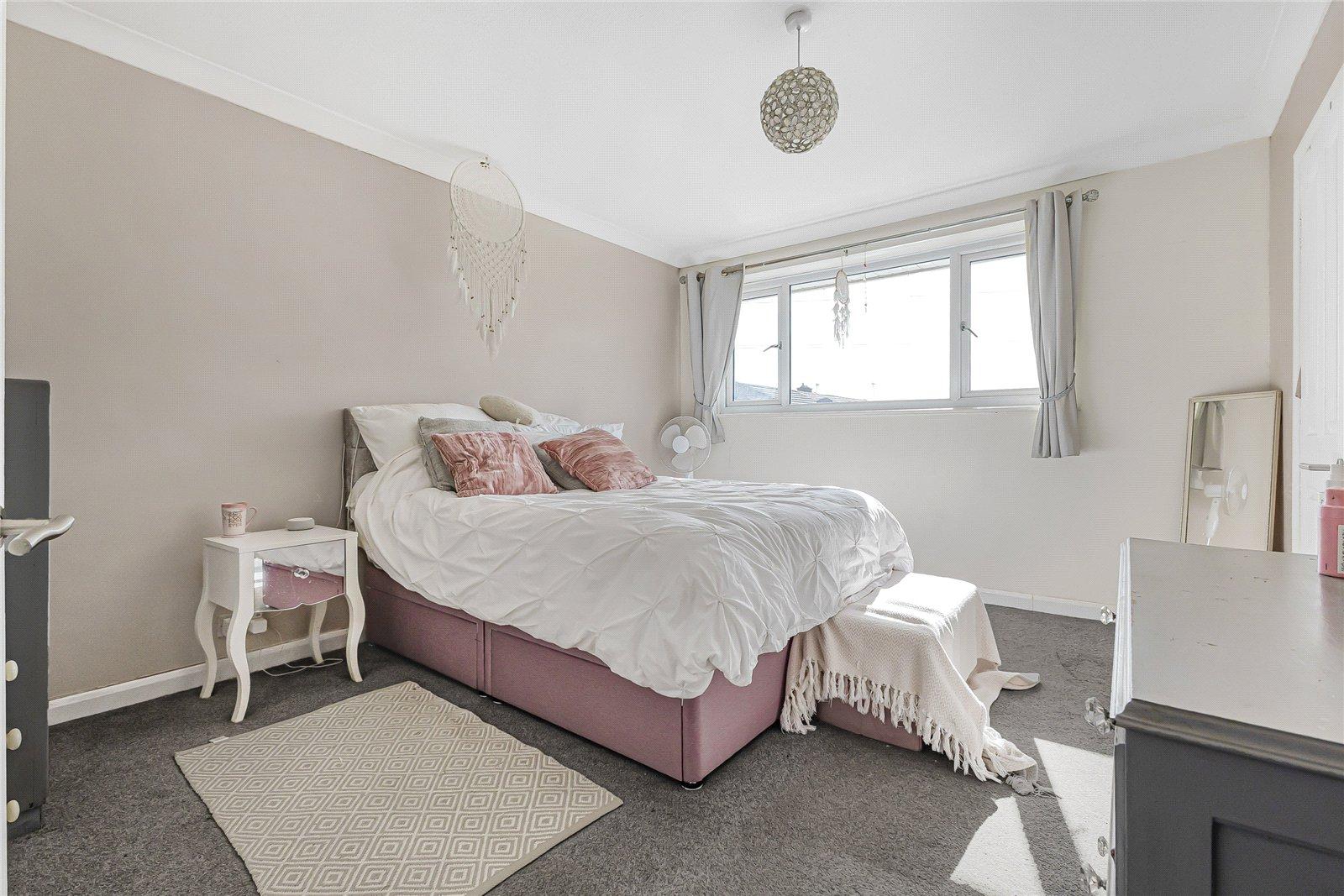 2 bedroom house for sale in Rochester | Robinson Michael & Jackson