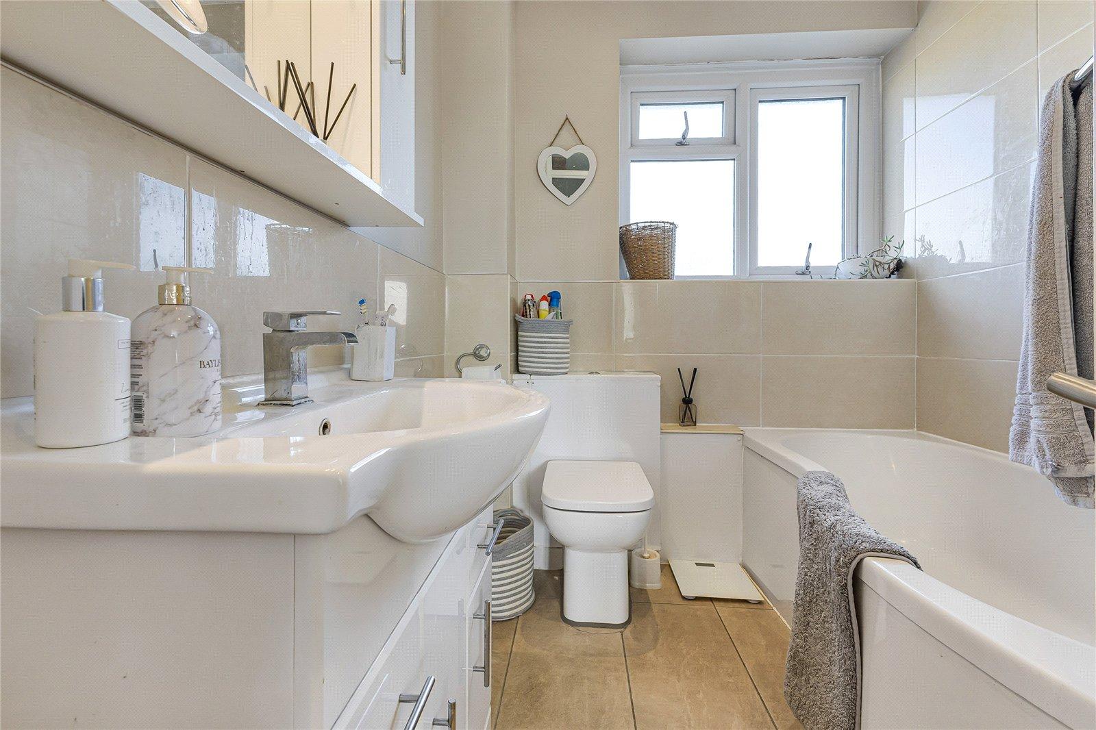 2 bedroom house for sale in Rochester | Robinson Michael & Jackson