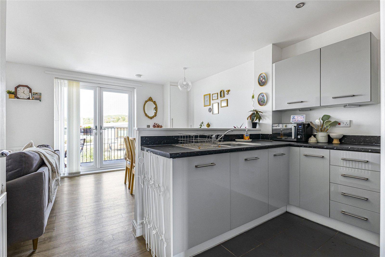 2 bedroom property for sale in Rochester | Robinson Michael & Jackson