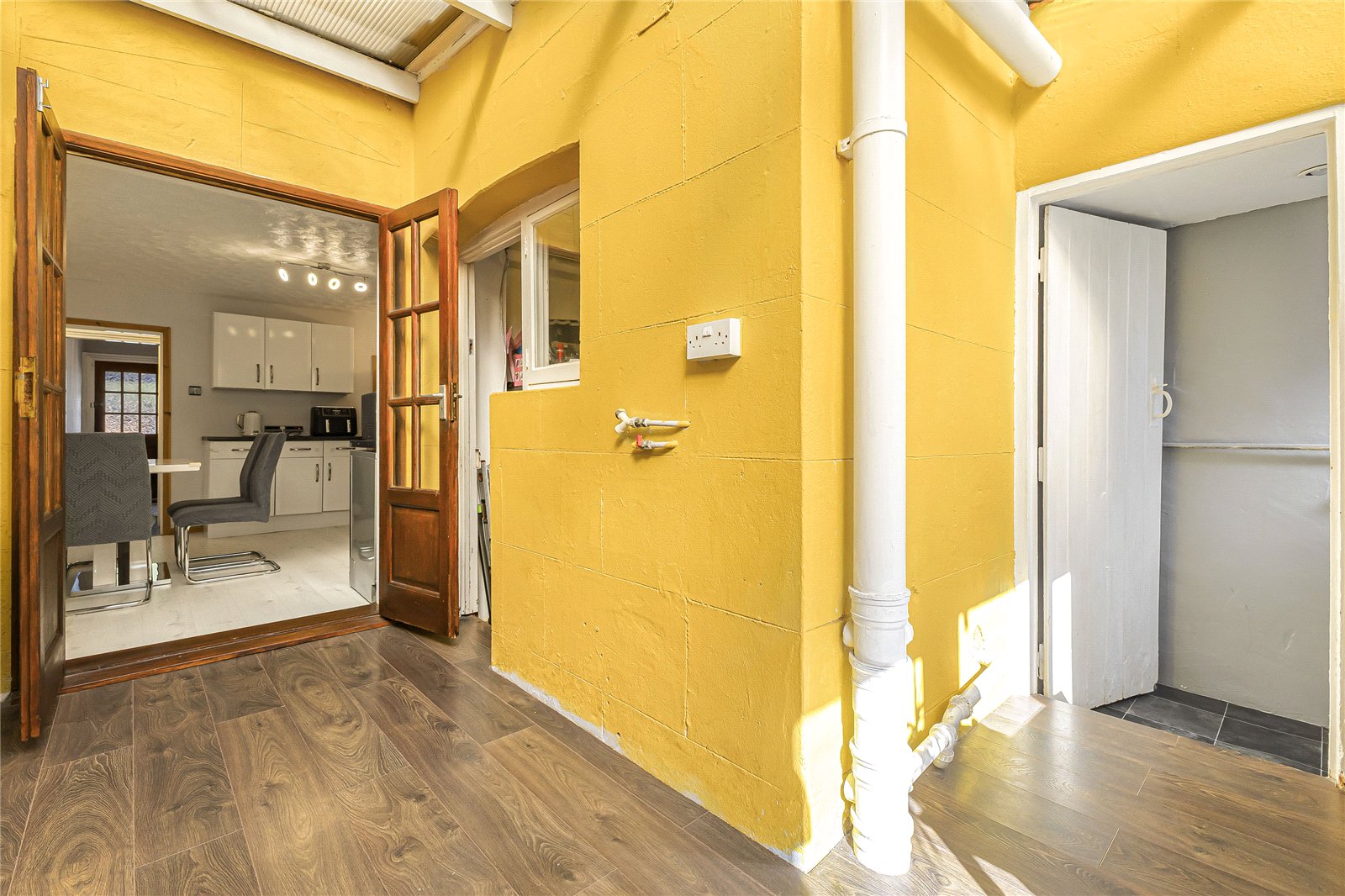 2 bedroom house for sale in  | Robinson Michael & Jackson