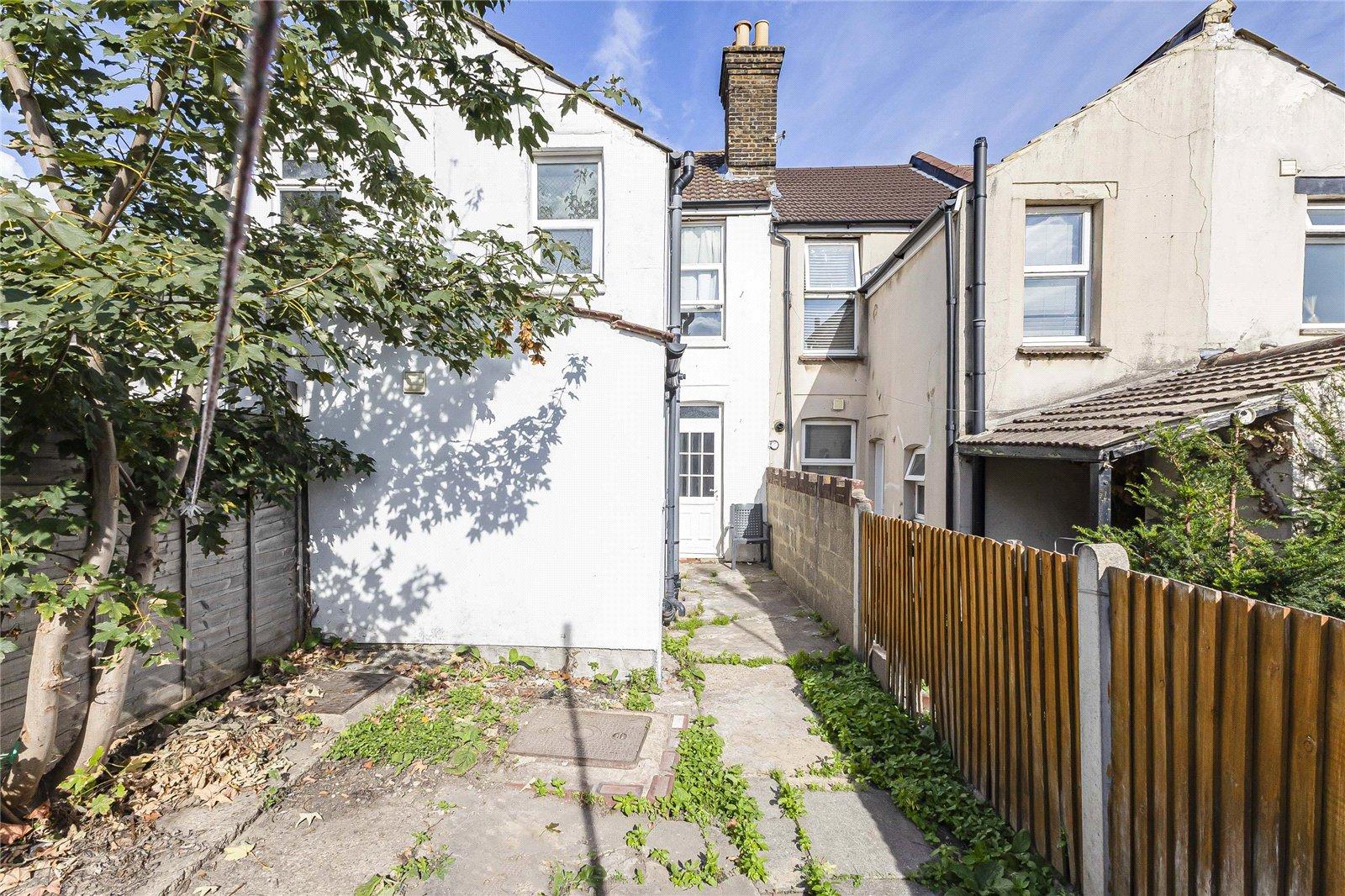 2 bedroom house for sale in Rochester | Robinson Michael & Jackson