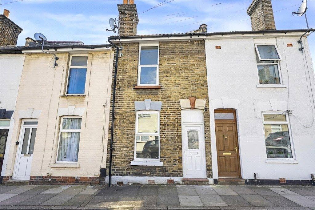2 bedroom house for sale in Rochester | Robinson Michael & Jackson