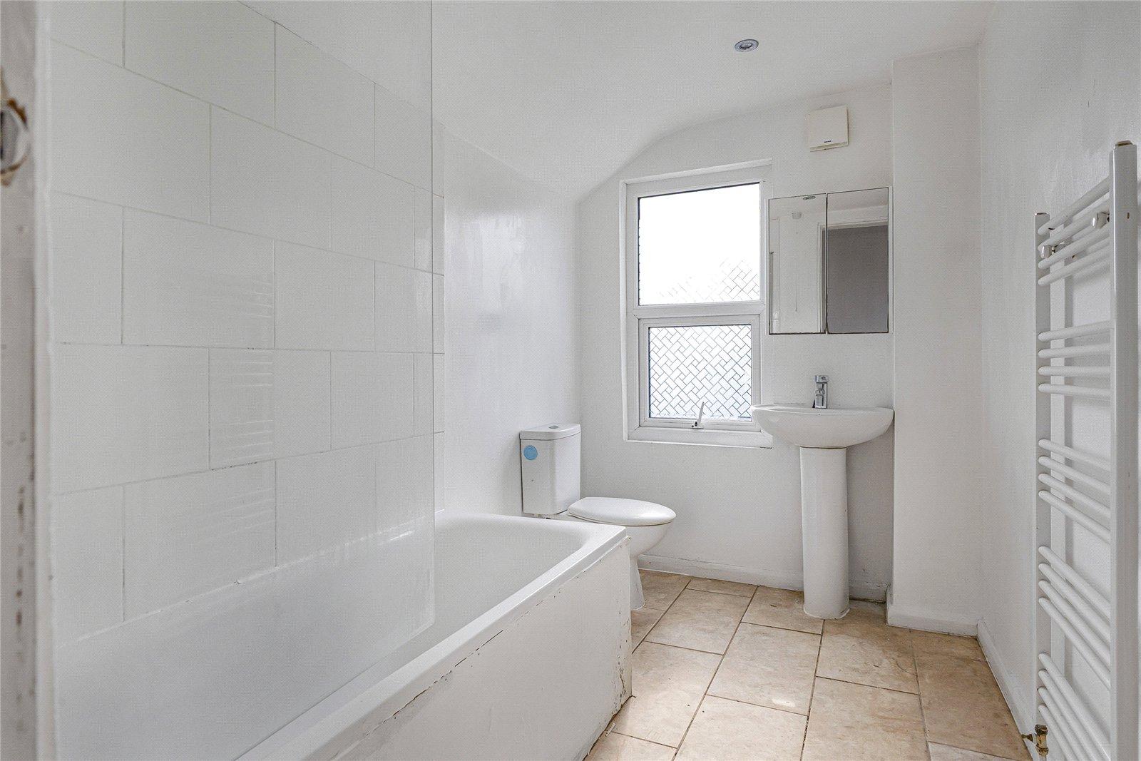 2 bedroom house for sale in Rochester | Robinson Michael & Jackson
